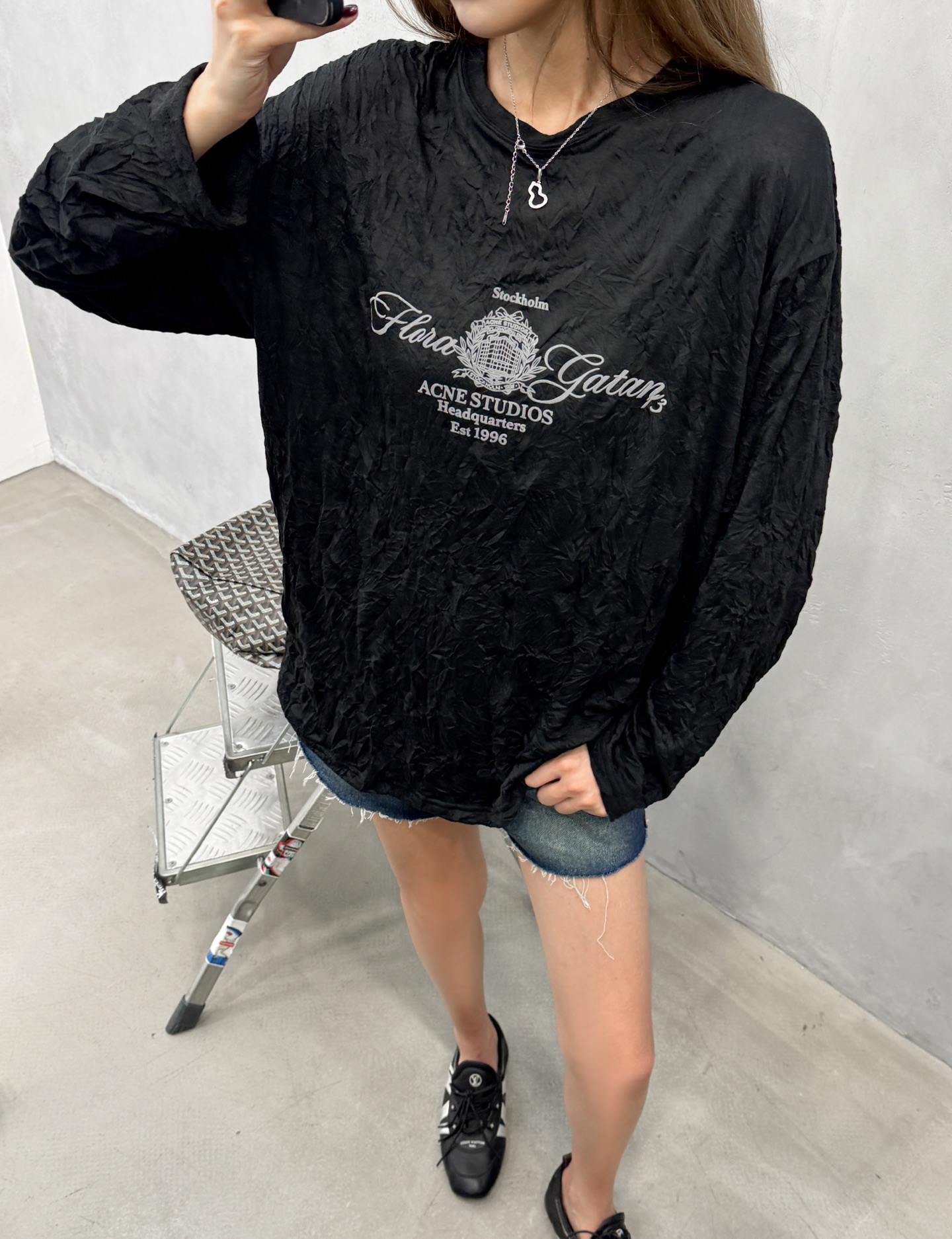 Acne ｜ 新款长袖t，成衣洗水压褶加植绒印花工艺，莱赛尔混纺面料，时尚休闲，尺码sml