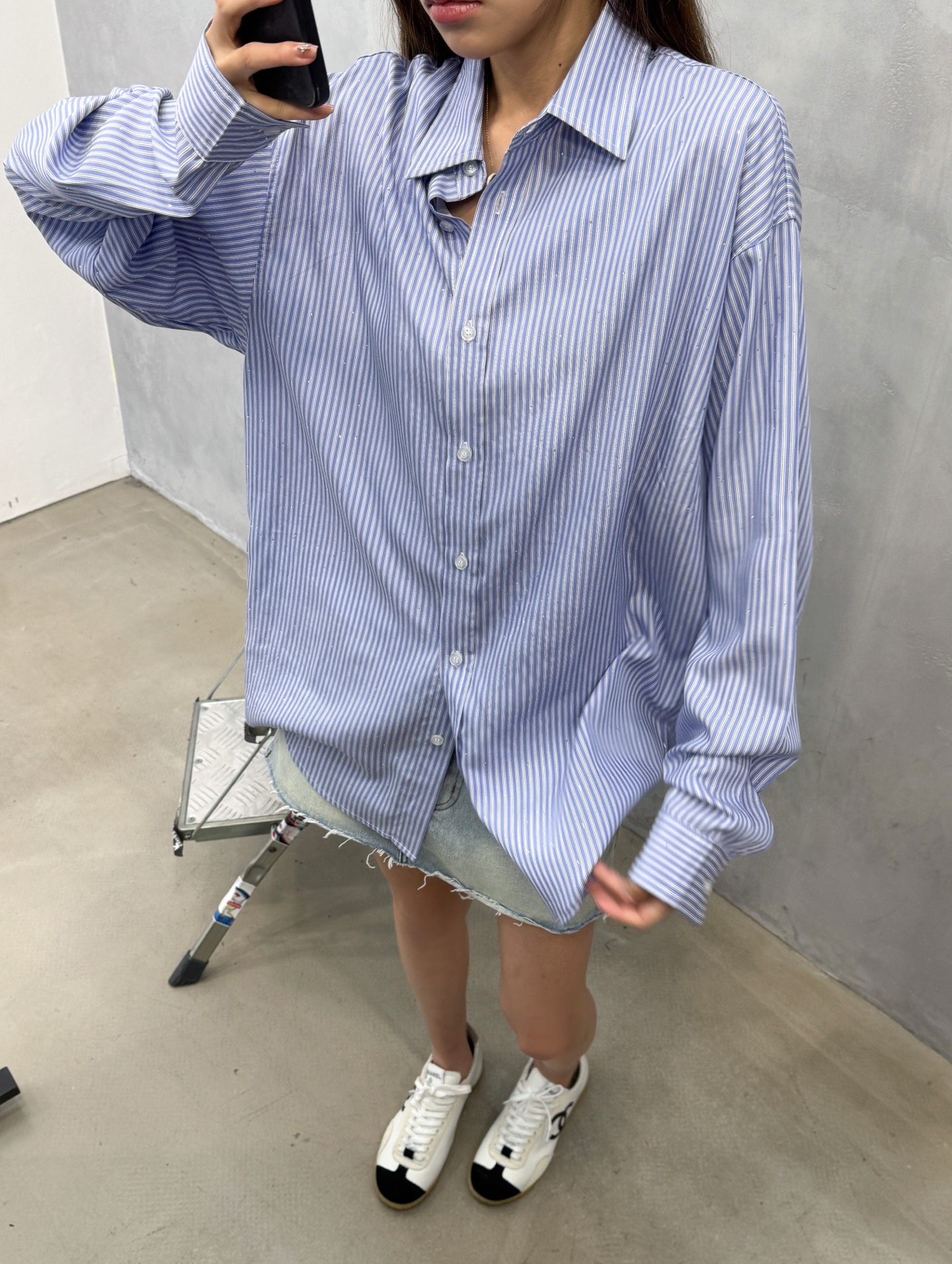大王 ｜ 新款休闲衬衣，进口莱赛尔提花条纹面料，成衣全身烫钻工艺，休闲时尚，尺码sml