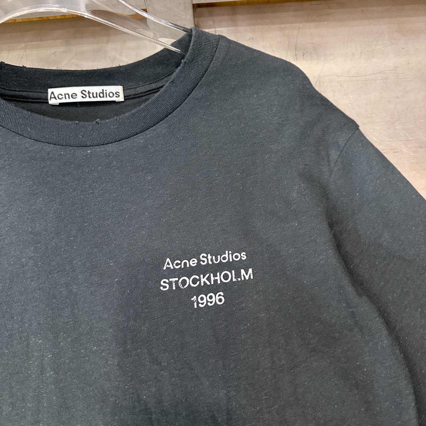 Acne ｜ 新款长袖打底，成衣洗水喷色印花工艺，日本进口亚麻棉面料，休闲时尚，尺码sml