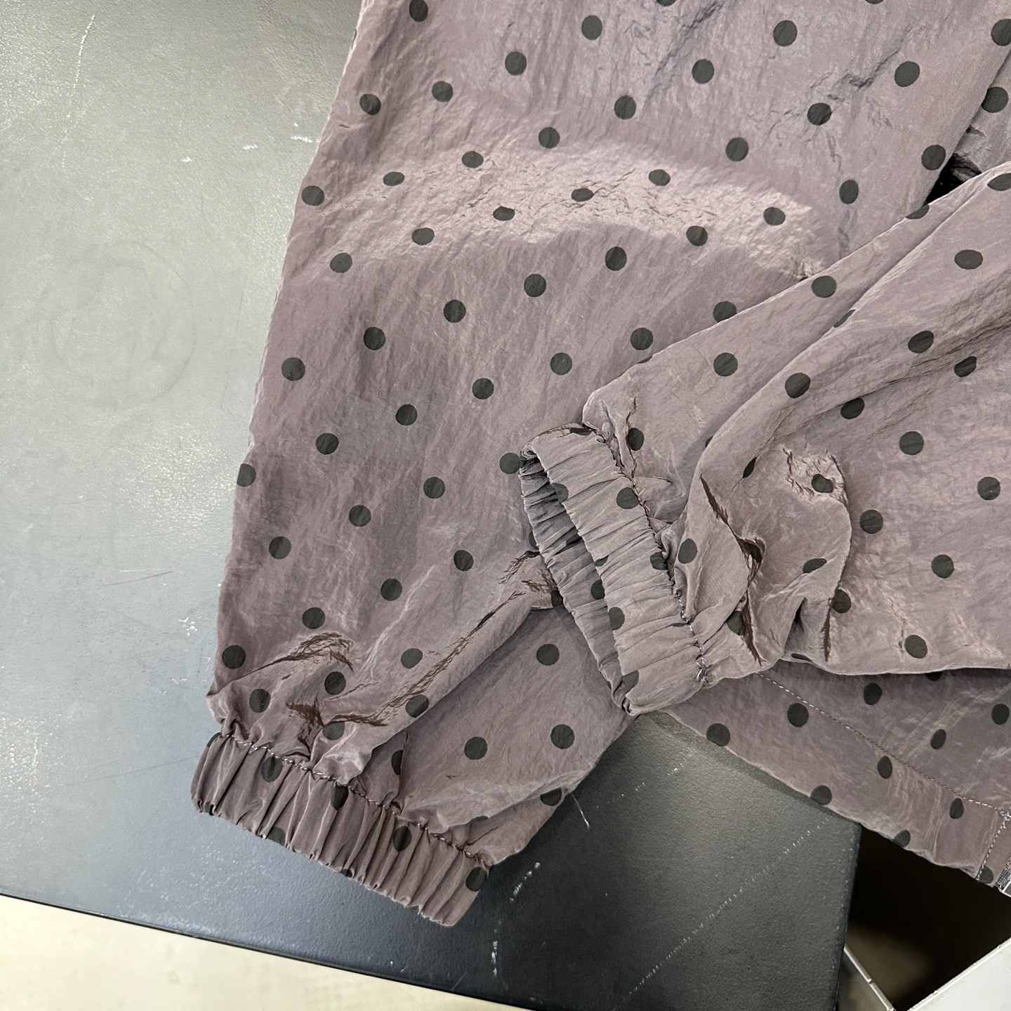 Acne ｜ 新款风衣外套，品牌经典印花工艺，定织波点尼龙面料，休闲时尚，尺码sml