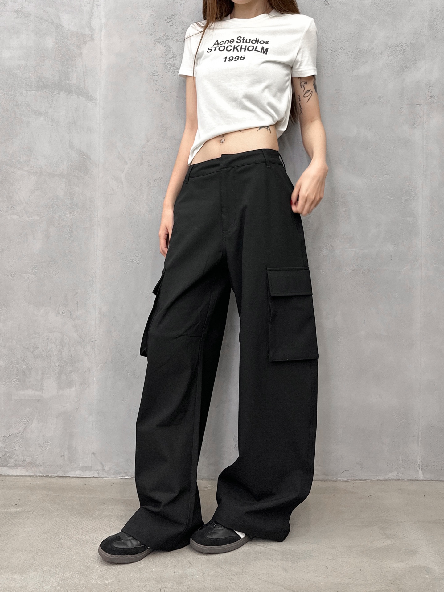 Acne ｜ 新款工装休闲裤，进口高密混纺面料，全身光板五金配饰，简单时尚，尺码sml