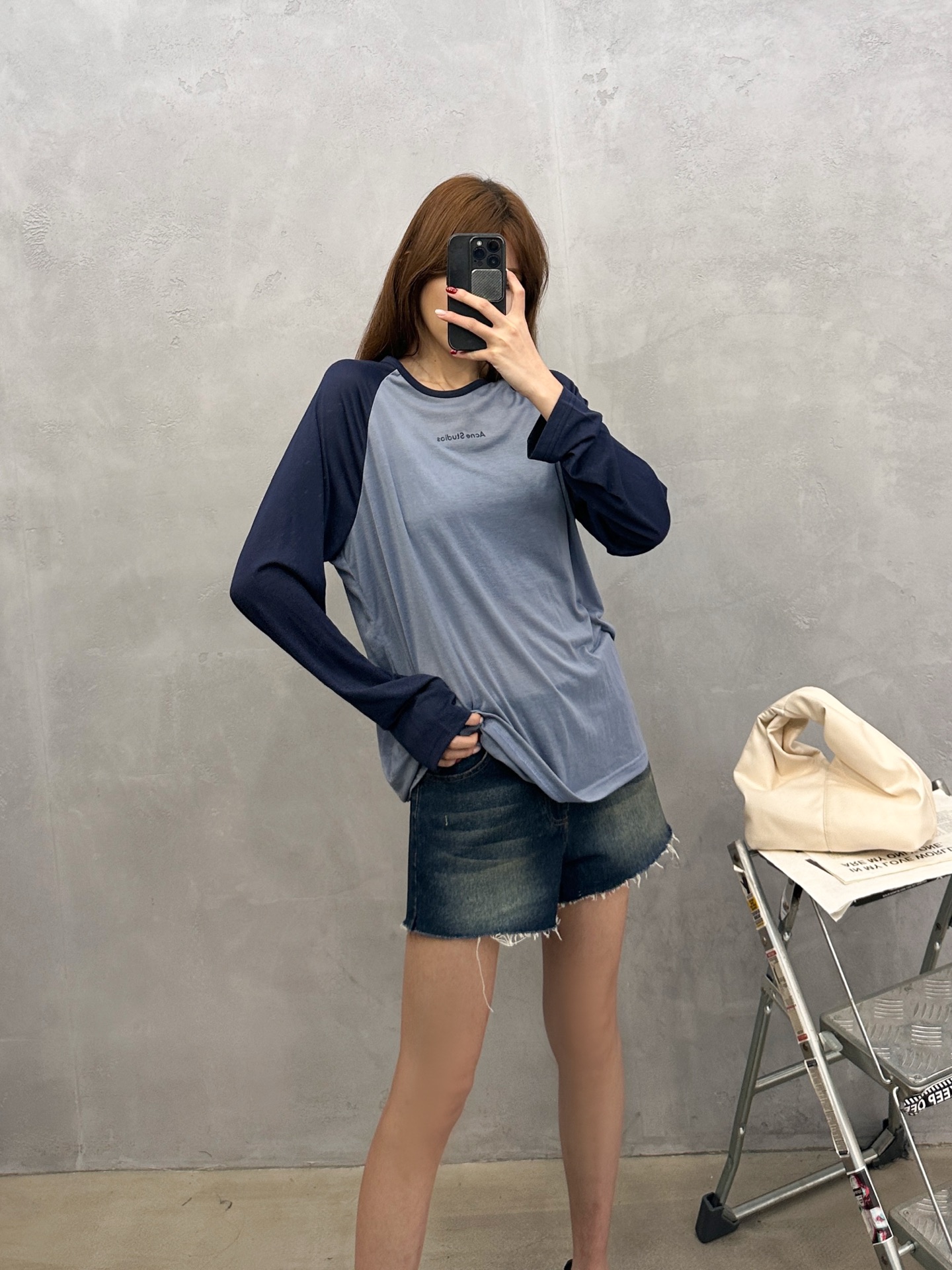 Acne ｜ 新款长袖打底，成衣洗水固色工艺，品牌经典厚版印花标，莱赛尔天丝混纺面料，撞色插肩袖款式，尺码sml