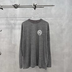 克罗心 | 新款长袖打底,品牌经典4处印花工艺,色织条纹人棉混纺面料,尺码sml 克罗心 | 新款长袖打底,品牌经典4处印花工艺,色织条纹人棉混纺面料,尺码sml