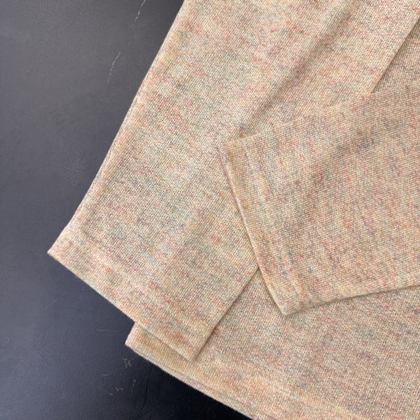 Acne ｜ 新款长袖t，品牌经典字母印花工艺，成衣洗水加软，特殊超细再生纤维面料，时尚休闲，尺码sml