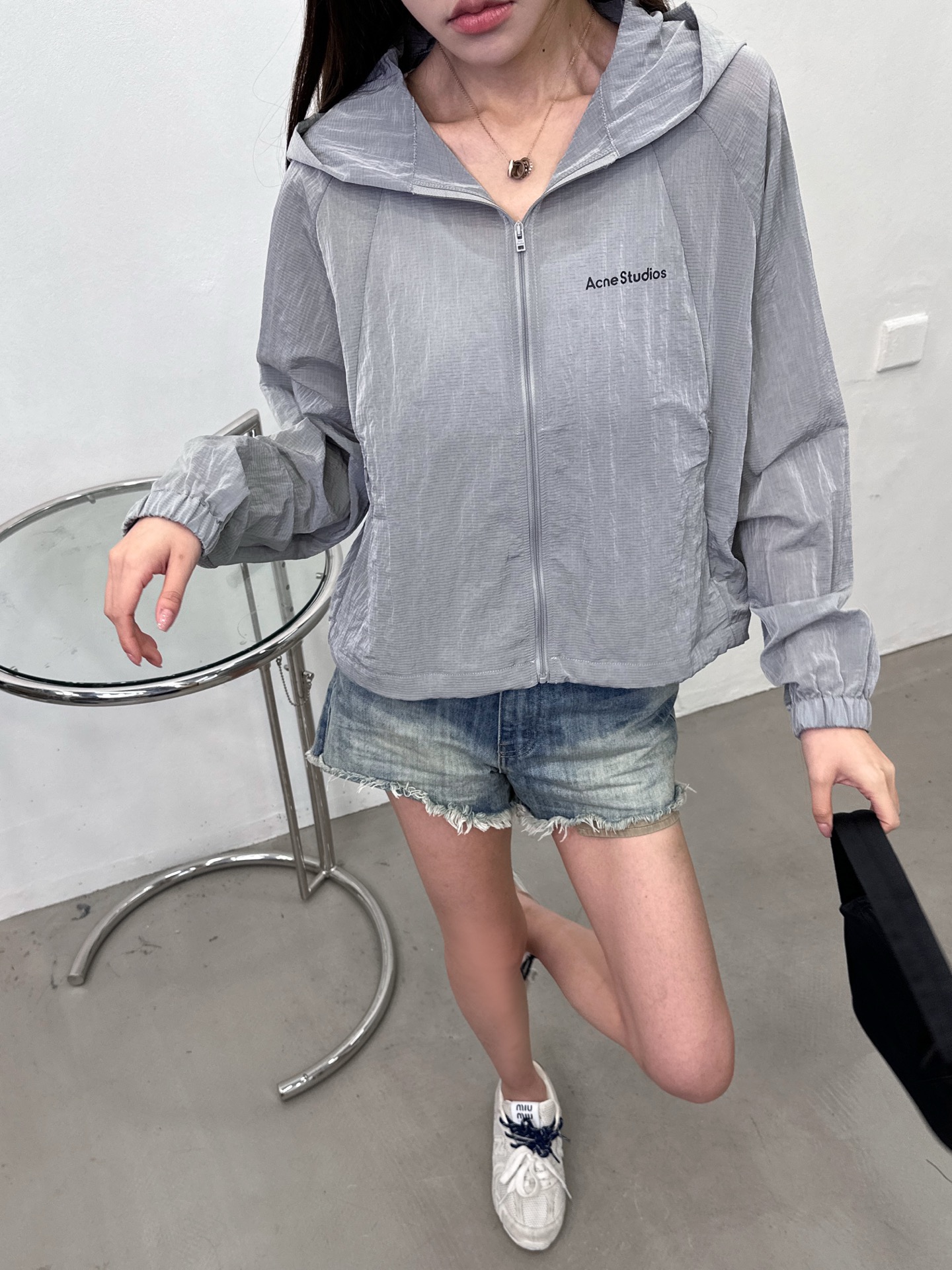 Acne ｜ 新款休闲上衣，品牌经典厚版印花标，拼接结构款式设计，休闲时尚，尺码sml