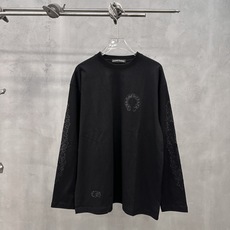 克罗心 | 新款长袖t,成衣洗水加全身6处闪粉印花工艺,时尚休闲,尺码sml 克罗心 | 新款长袖t,成衣洗水加全身6处闪粉印花工艺,时尚休闲,尺码sml