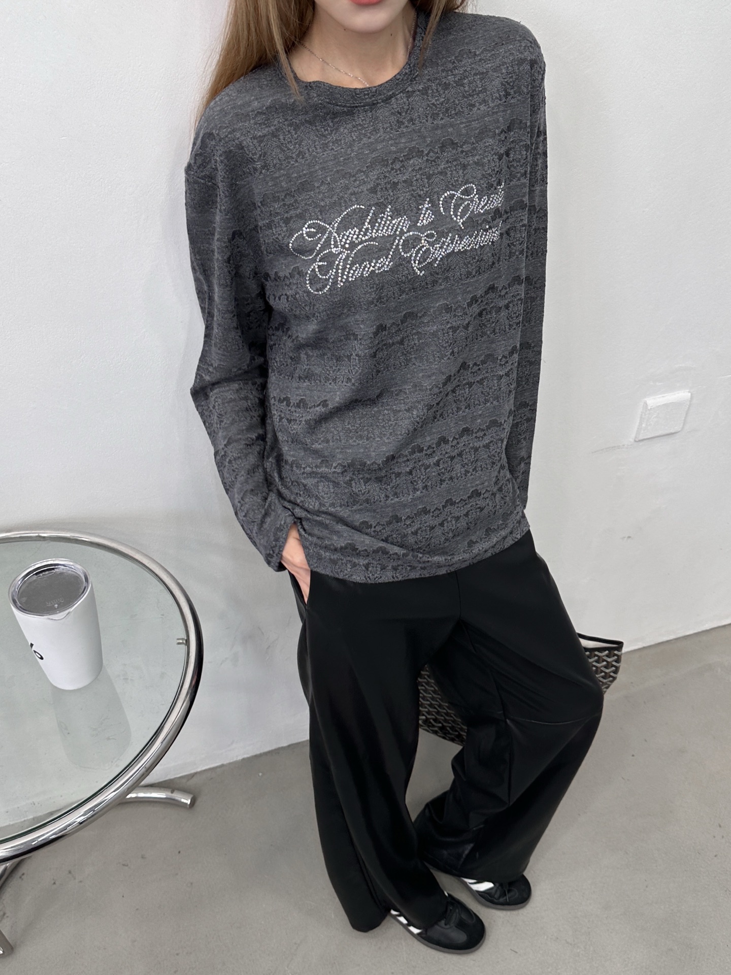 Acne ｜ 新款长袖罩衫，品牌经典字母烫钻，羊毛提花面料，休闲时尚，尺码sml
