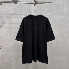 巴黎 | 新款短袖t,成衣洗水吊磨刺绣工艺,时尚休闲,尺码sml 巴黎 | 新款短袖t,成衣洗水吊磨刺绣工艺,时尚休闲,尺码sml