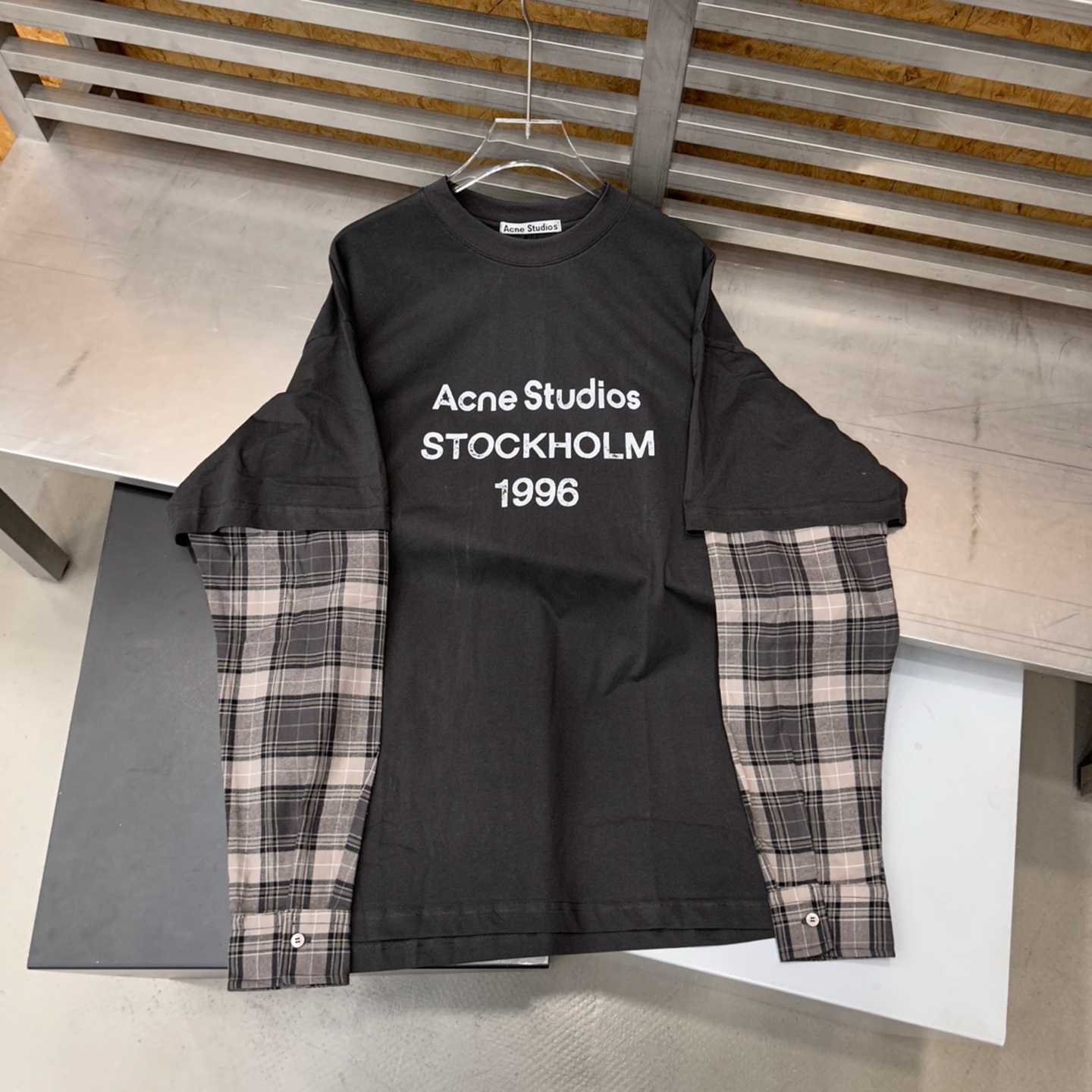 Acne ｜ 新款长袖上衣，品牌经典字母印花工艺，色织格纹衬衣面料拼接假两件款式设计，时尚休闲，尺码sml