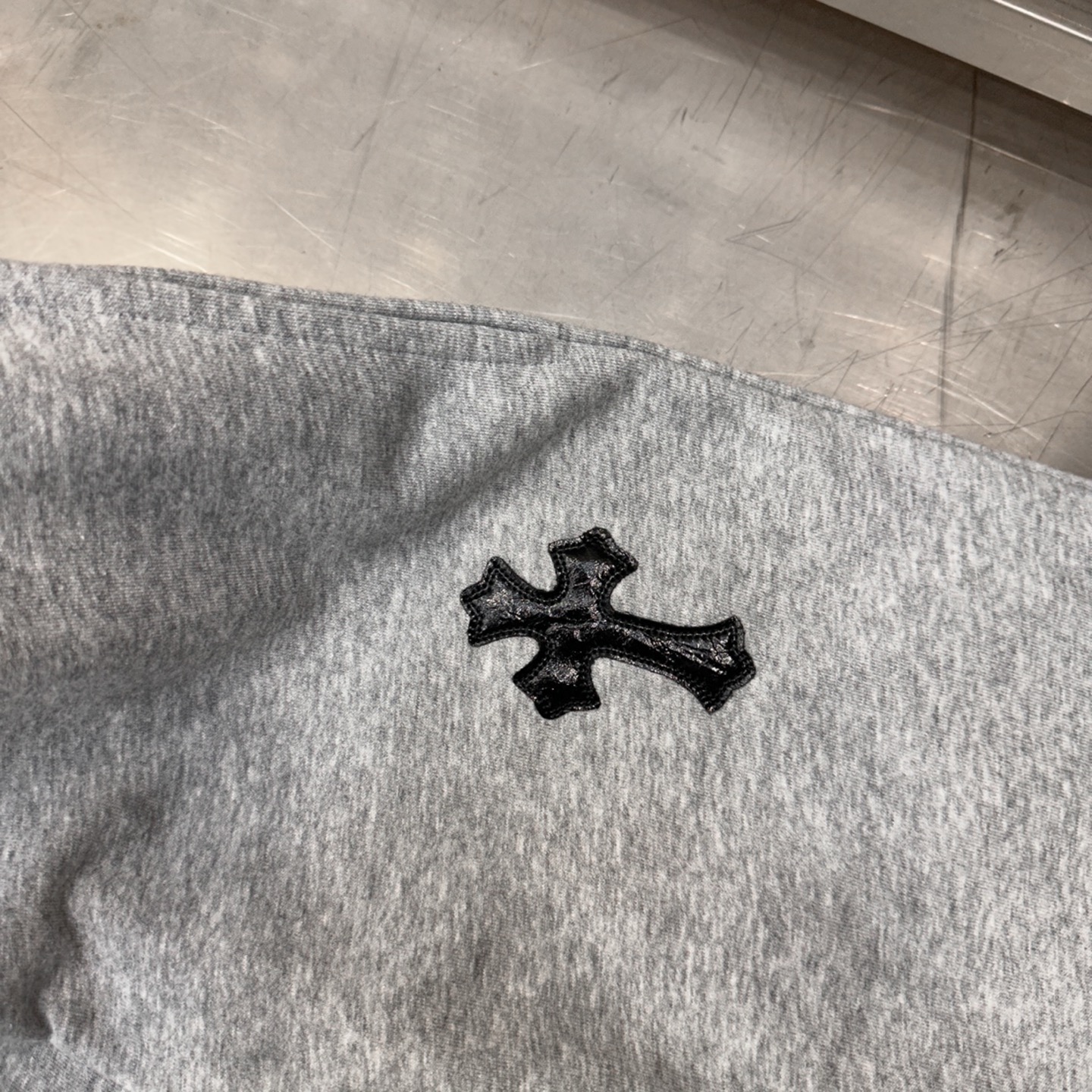 克罗心 ｜ 新款休闲卫裤，品牌经典手工切皮刺绣十字标工艺，时尚百搭，尺码sml