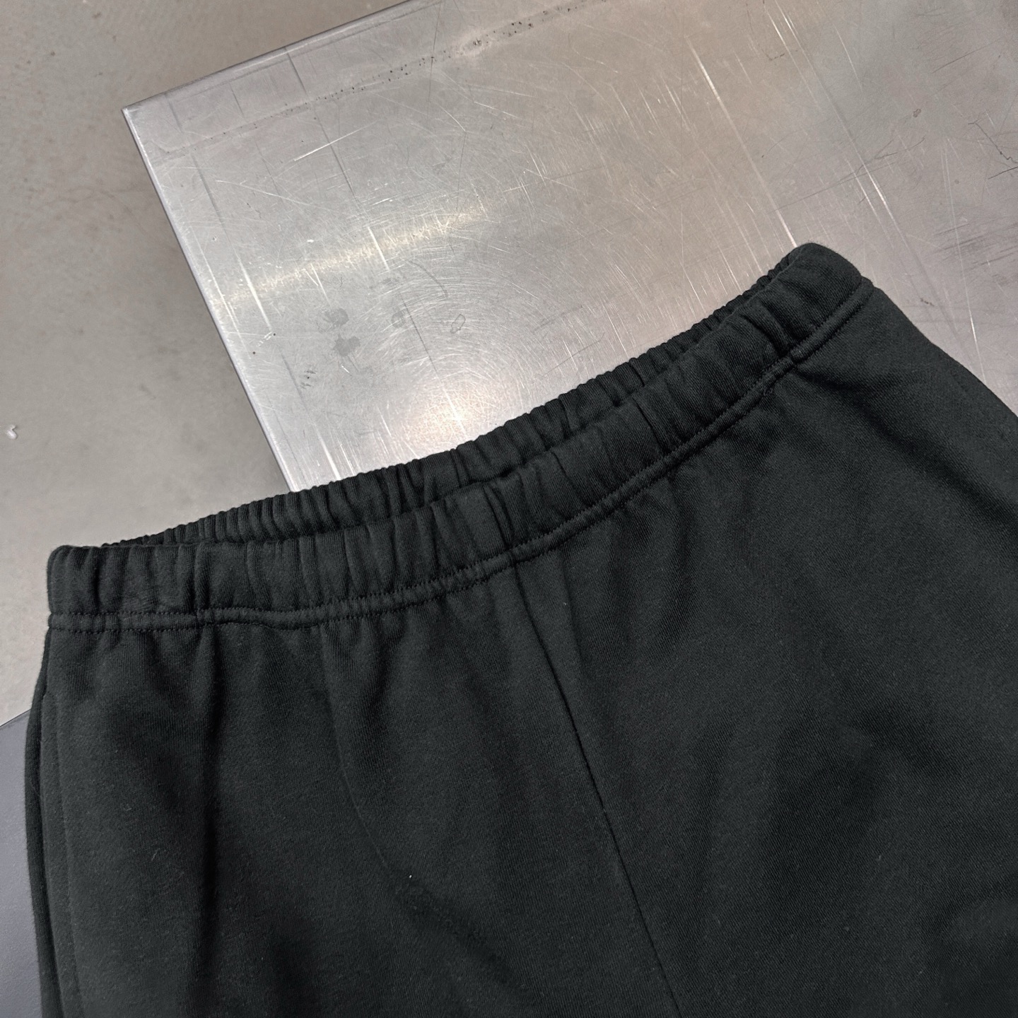 克罗心 ｜ 新款休闲卫裤，品牌经典手工切皮刺绣十字标工艺，时尚百搭，尺码sml