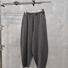 LP | 新款休闲裤,品牌经典刺绣标,羊毛混纺面料,休闲时尚,尺码sml LP | 新款休闲裤,品牌经典刺绣标,羊毛混纺面料,休闲时尚,尺码sml