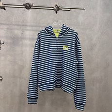 miu | 新款卫衣开衫,品牌经典贴布绣花标,特殊条纹色织正反双色面料,时尚休闲,尺码sml miu | 新款卫衣开衫,品牌经典贴布绣花标,特殊条纹色织正反双色面料,时尚休闲,尺码sml