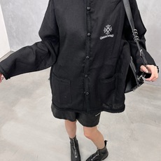 克罗心 | 新款休闲开衫,品牌经典印花工艺,全身手工车毛边做工,100%亚麻面料,时尚休闲,尺码sml 克罗心 | 新款休闲开衫,品牌经典印花工艺,全身手工车毛边做工,100%亚麻面料,时尚休闲,尺码sml