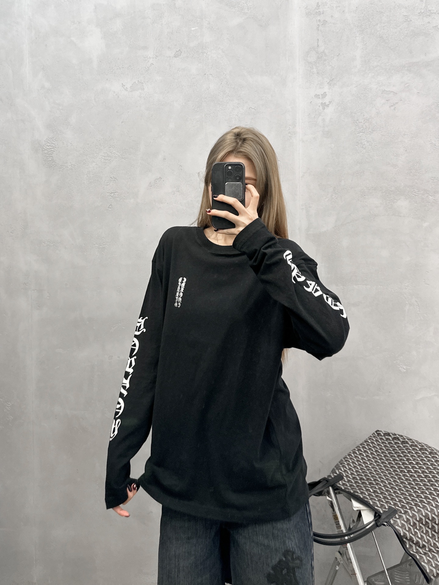 克罗心 ｜ 新款长袖t，成衣洗水加5处烫银印花工艺，时尚休闲，男女同款，尺码sml