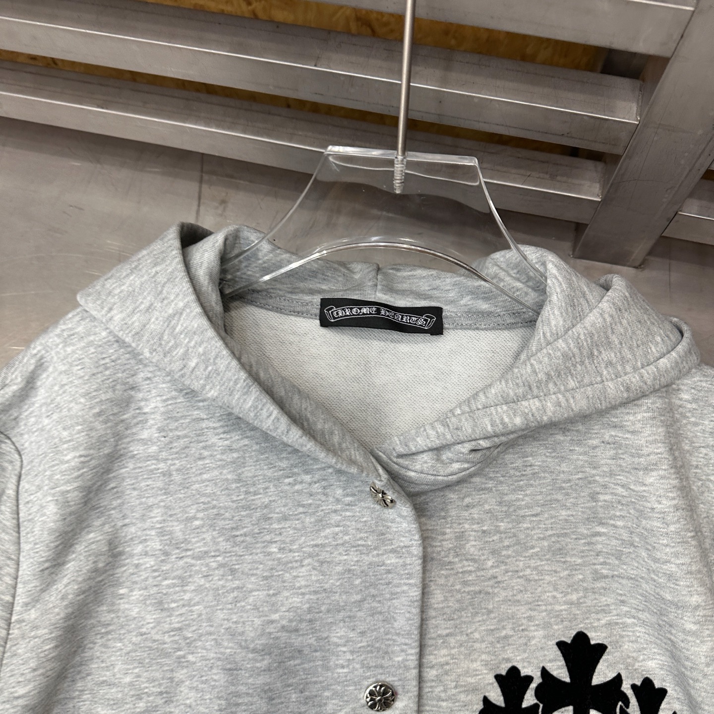 克罗心 ｜ 新款卫衣开衫，前后品牌经典植绒印花工艺，时尚休闲，尺码sml