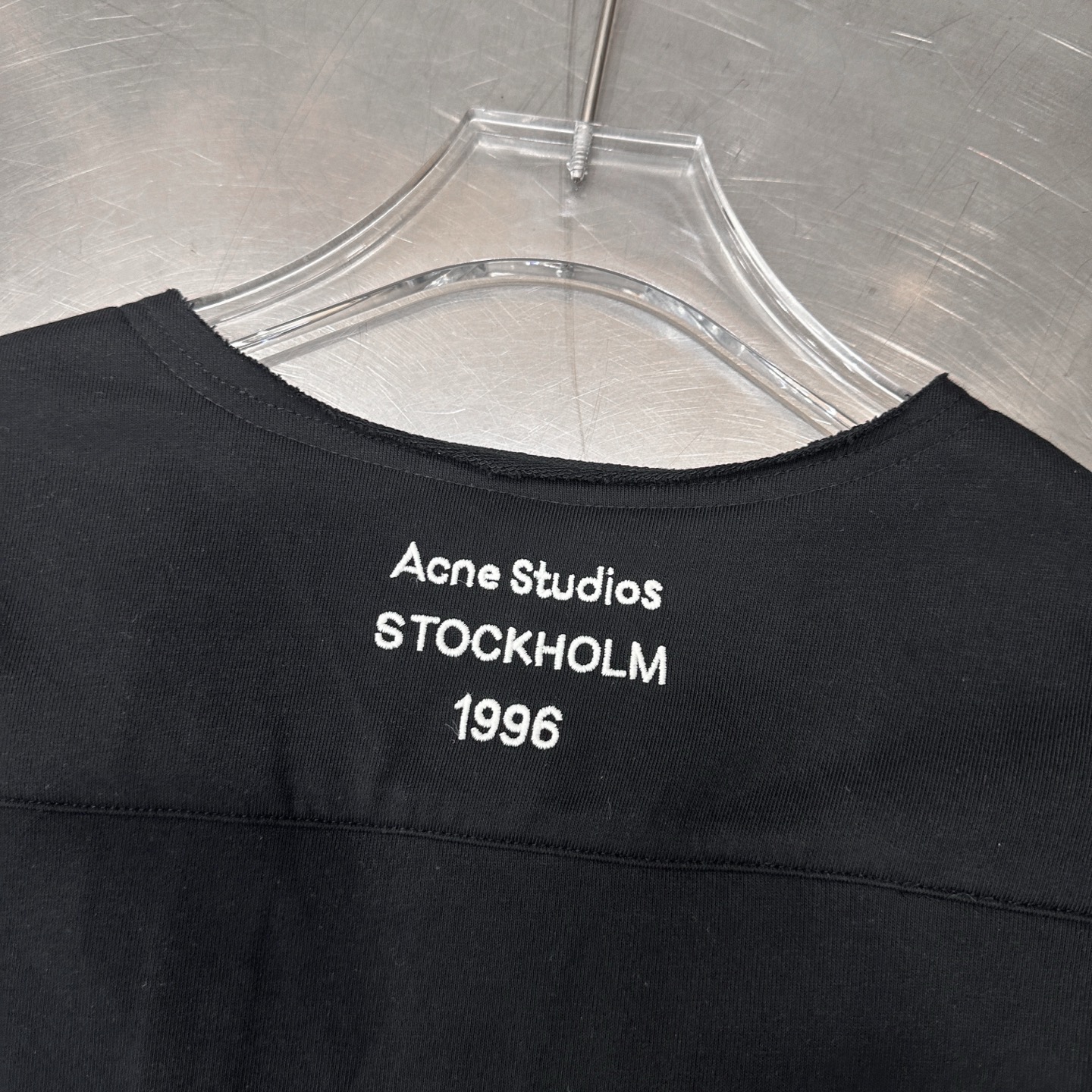 Acne ｜ 新款卫衣开衫，成衣洗水加刺绣工艺，特别毛边款式设计，时尚休闲，尺码sml
