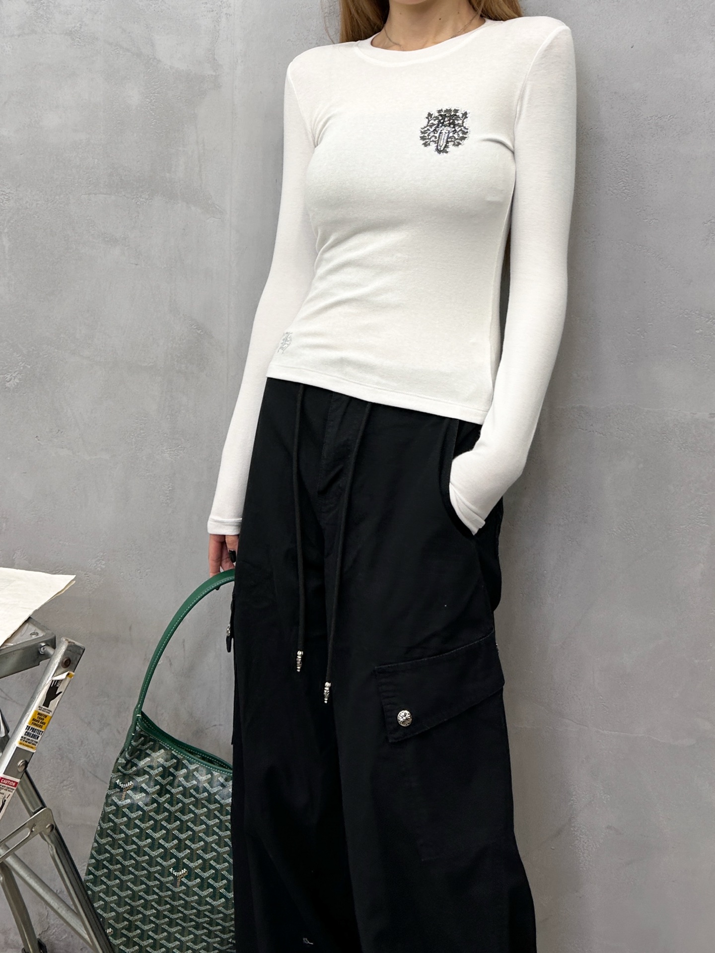 克** ｜ 新款长袖打底，成衣多处印花对位烫钻工艺，时尚休闲，尺码sml