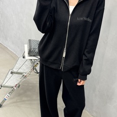 Acne | 新款休闲裤,品牌经典发泡印花标,进口羊毛桑蚕丝混纺面料,时尚休闲,尺码sml Acne | 新款休闲裤,品牌经典发泡印花标,进口羊毛桑蚕丝混纺面料,时尚休闲,尺码sml