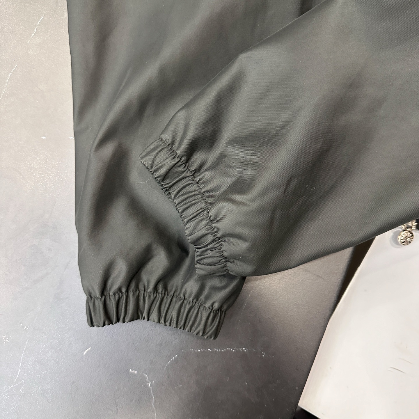 克** ｜ 新款休闲夹克，品牌经典厚版印花标，双层结构款式，时尚百搭，尺码sml