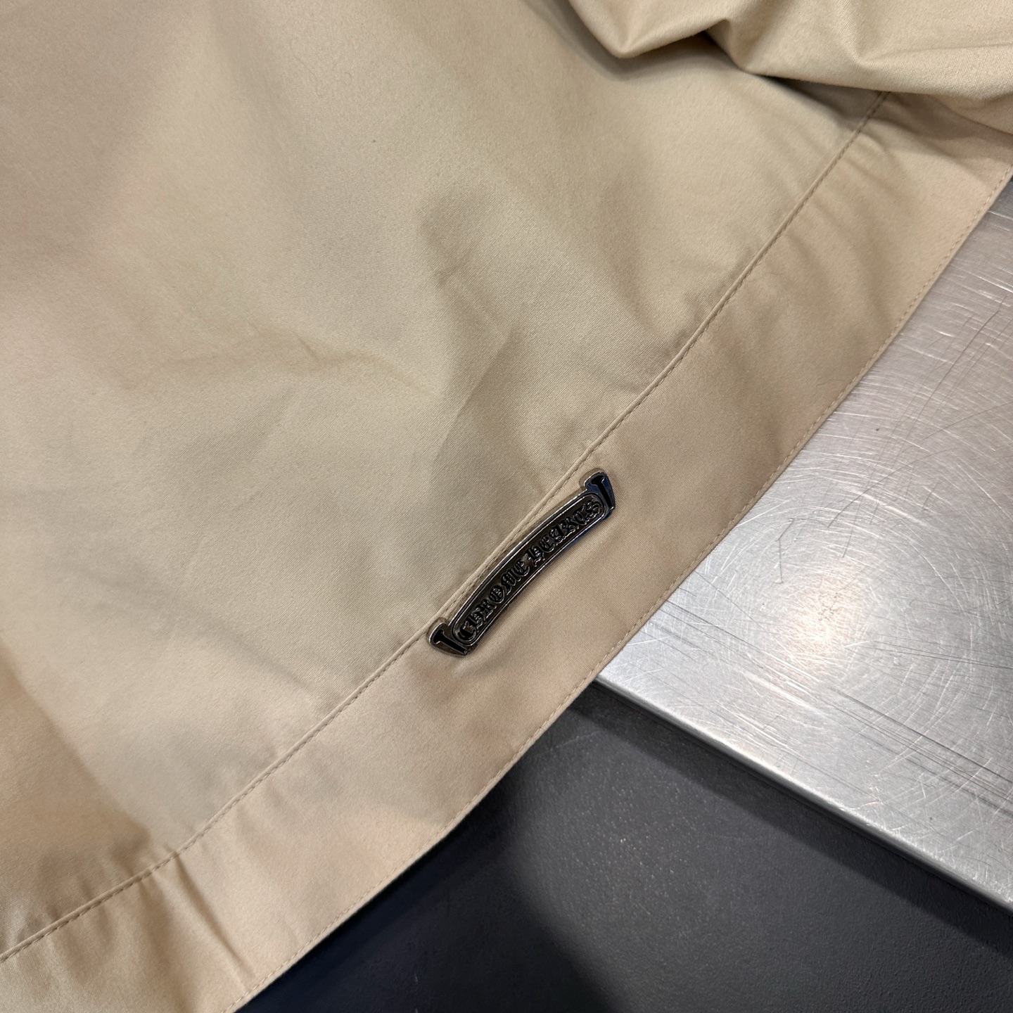 克罗心 ｜ 新款夹克风衣，品牌经典刺绣标，成衣洗水固色工艺，双层撞色拼接款式设计，时尚休闲，尺码sml