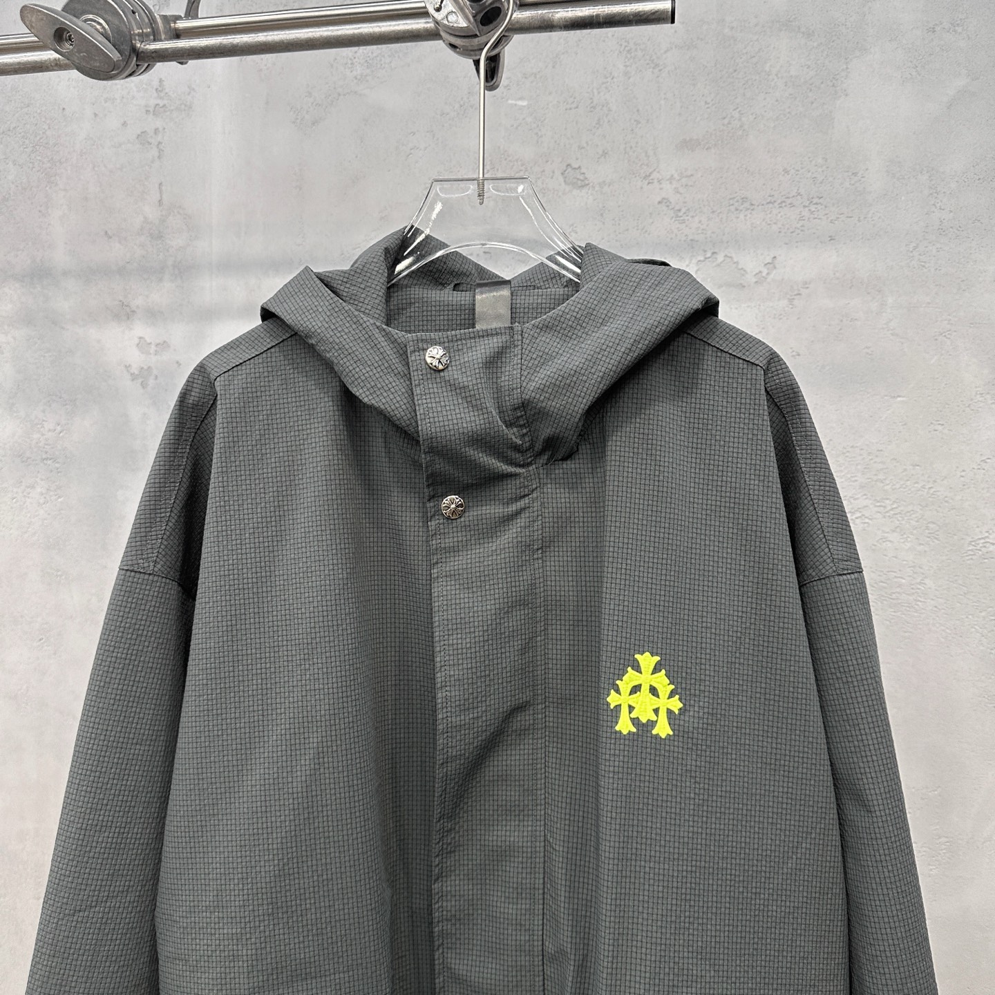 克罗心 ｜ 新款时尚风衣外套，品牌经典刺绣标，时尚双层结构款式设计，休闲时尚，男女同款，尺码sml