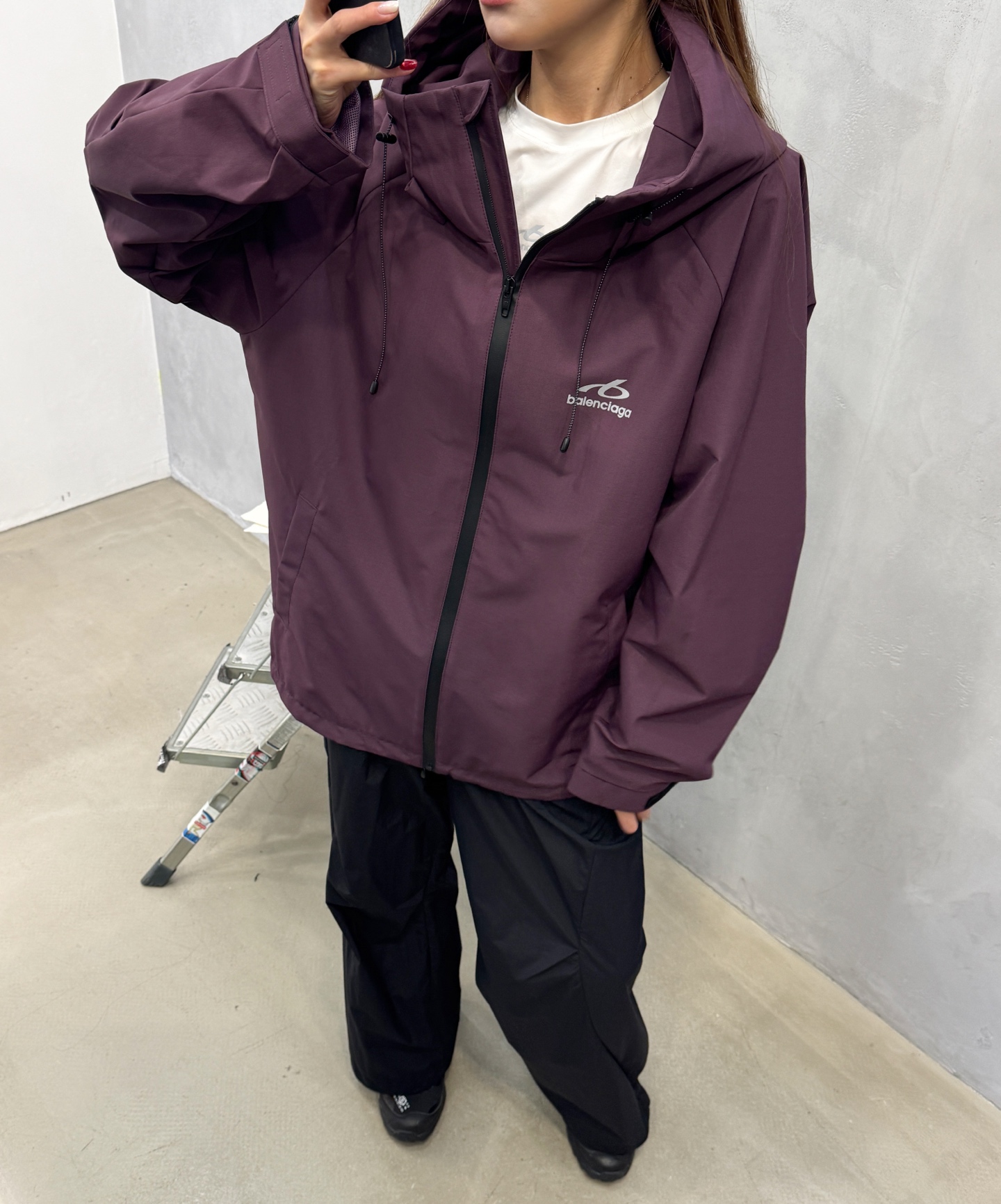 巴* ｜ 新款休闲风衣外套，前后品牌最新反光印花标，双层经典款式设计，时尚休闲，男女同款，尺码sml