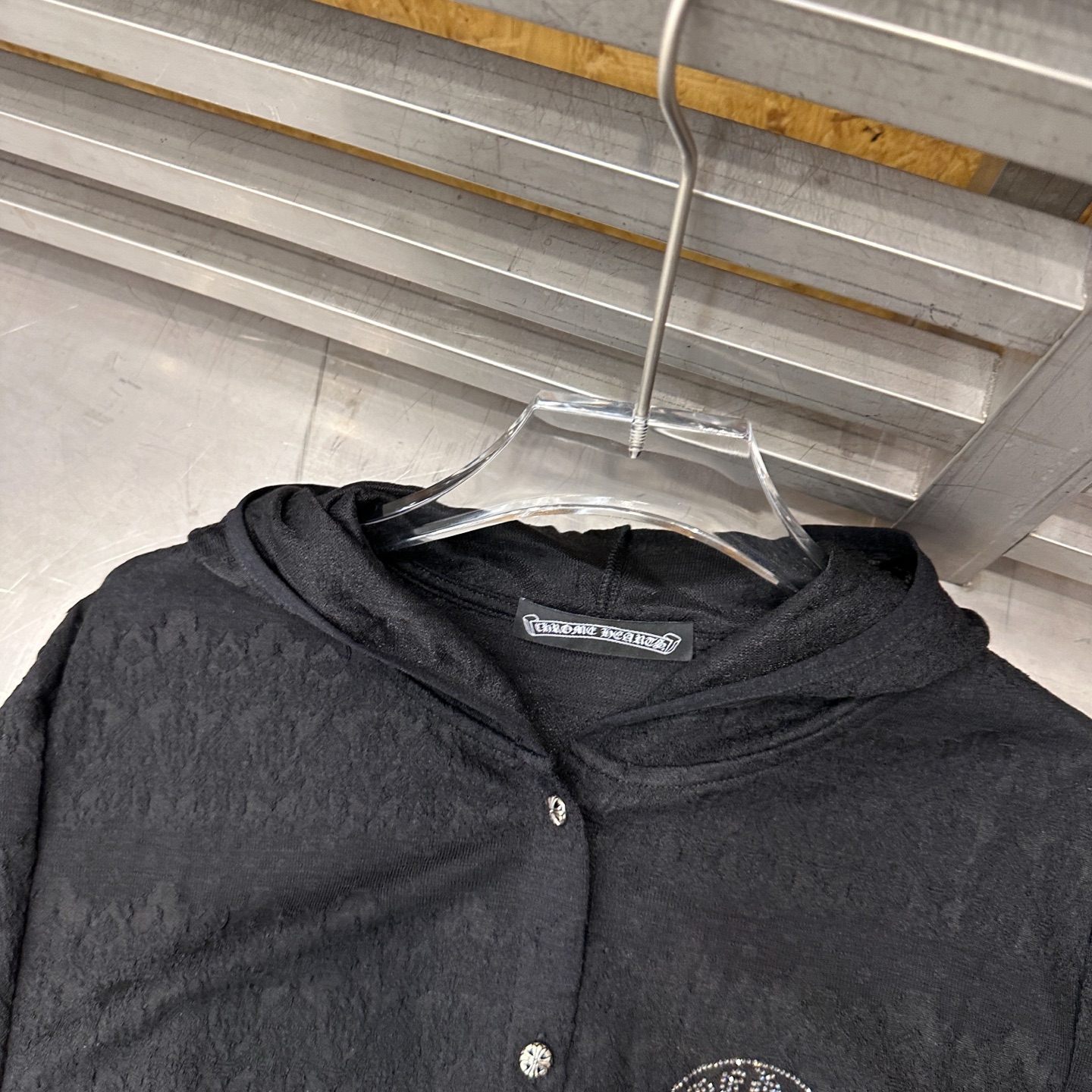 克**  ｜  新款羊毛开衫，品牌经典烫钻标，日本进口羊毛混纺立体提花面料，时尚休闲，尺码sml