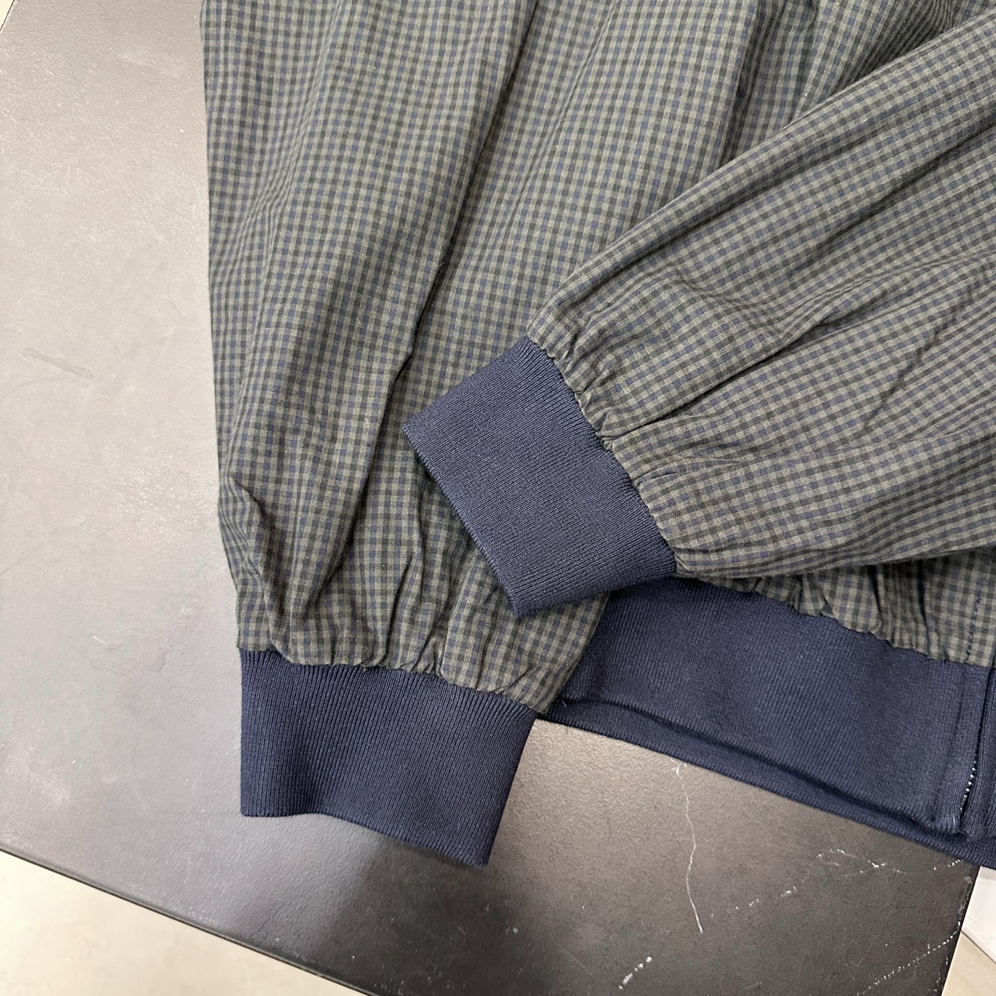 M** ｜ 新款休闲夹克，品牌经典贴布绣花标，全棉色织格纹面料，双层款式结构设计，时尚百搭，尺码sml