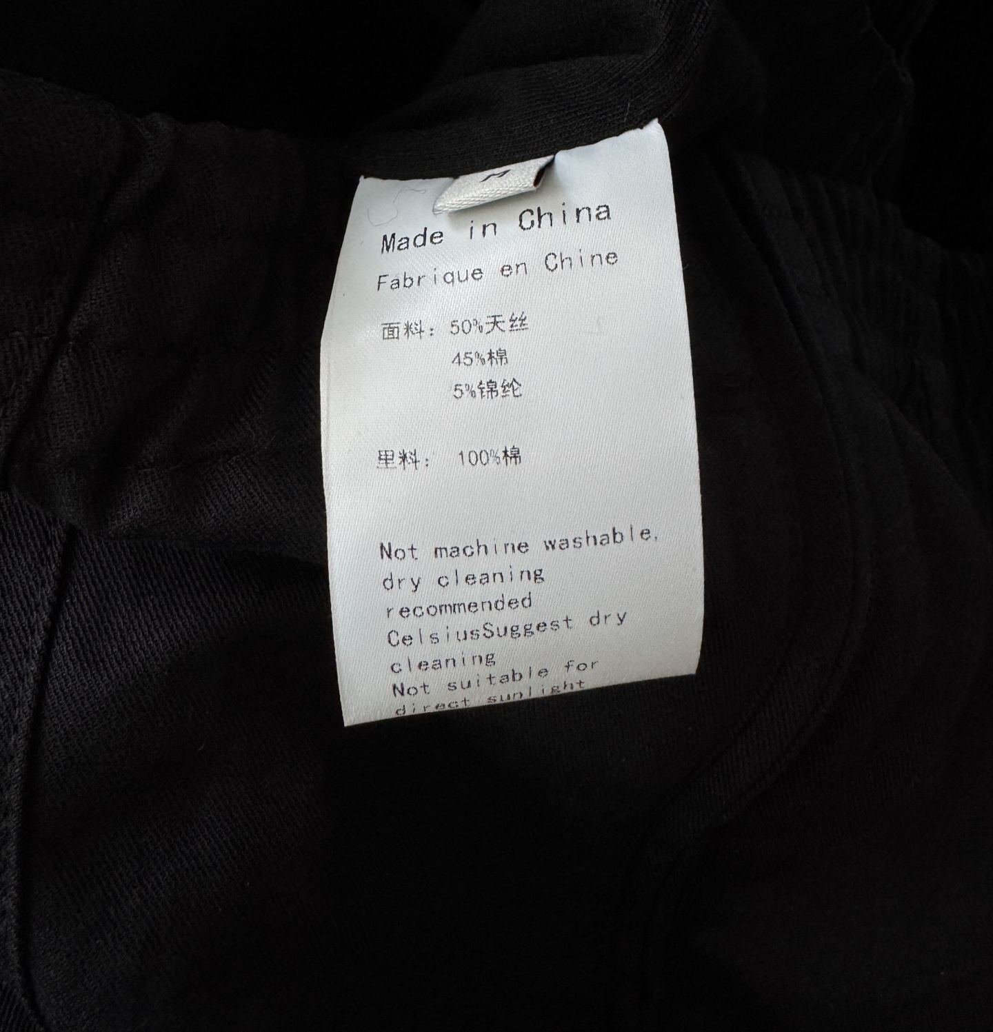 克**  ｜  新款风衣外套，成衣洗水加软，品牌经典印花工艺，进口高密天丝棉面料，双层腰带款式结构设计，休闲时尚，尺码s
