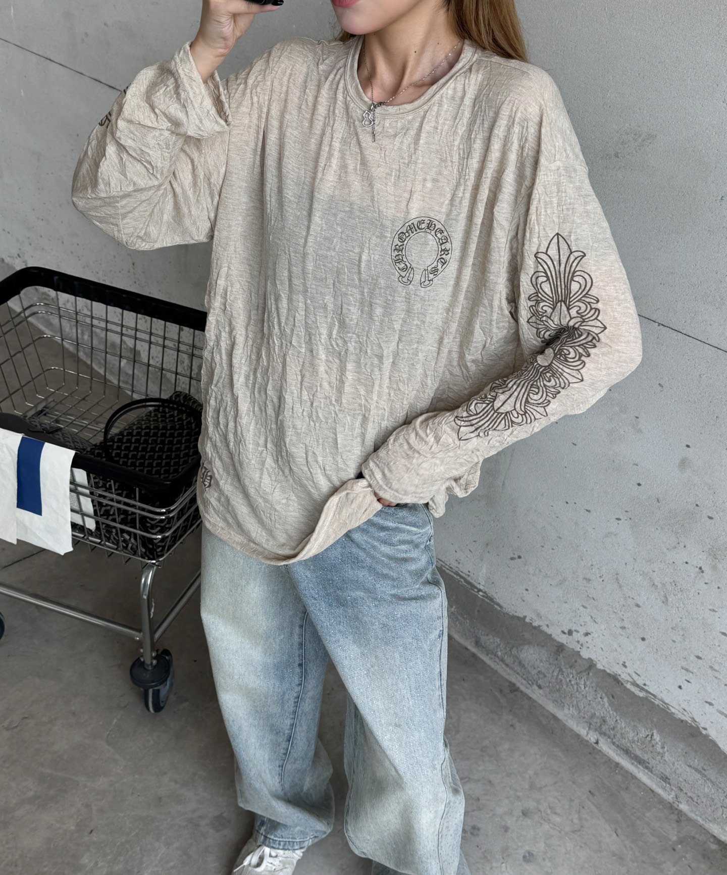 克**｜  新款长袖打底，进口莱赛尔天丝混纺面料，成衣压褶工艺，全身6处印花，休闲时尚，尺码sml