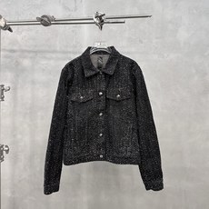 克** | 新款牛仔上衣,日本进口特殊花纱牛仔面料,成衣洗水工艺,时尚休闲,尺码sml 克** | 新款牛仔上衣,日本进口特殊花纱牛仔面料,成衣洗水工艺,时尚休闲,尺码sml