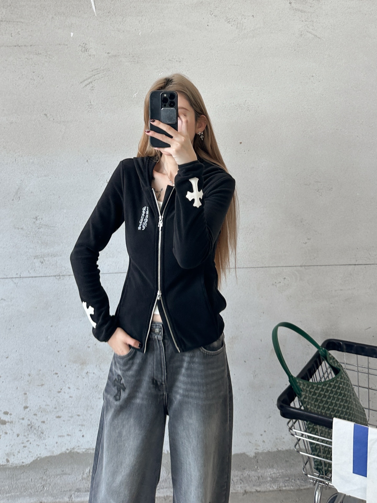 克**  ｜  新款保暖开衫，品牌经典刺绣加手工切皮刺绣十字标，保暖细摇粒绒面料，休闲时尚，尺码sml