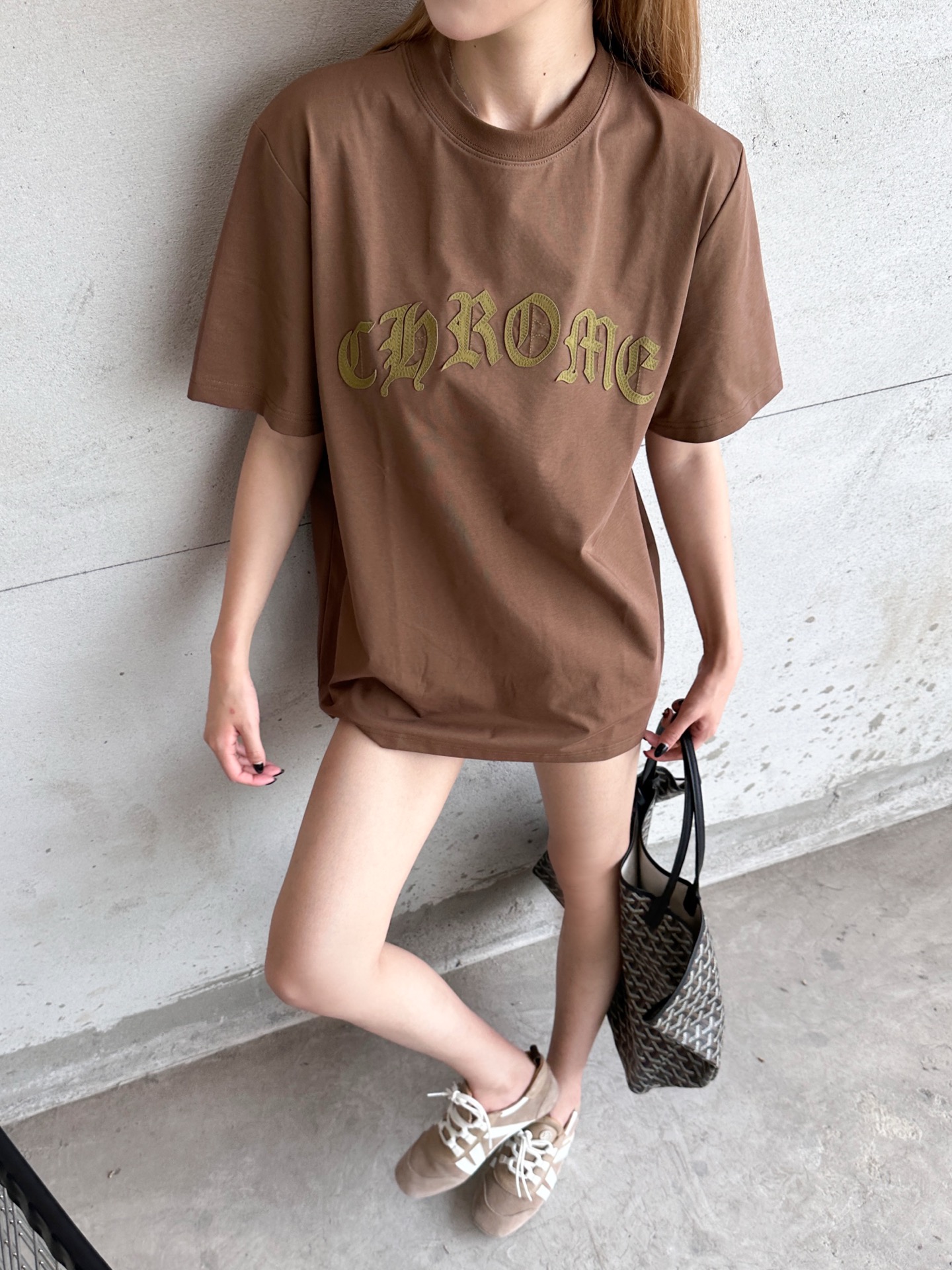 克** ｜  新款短袖t，前后贴布绣花工艺，时尚休闲，尺码sml