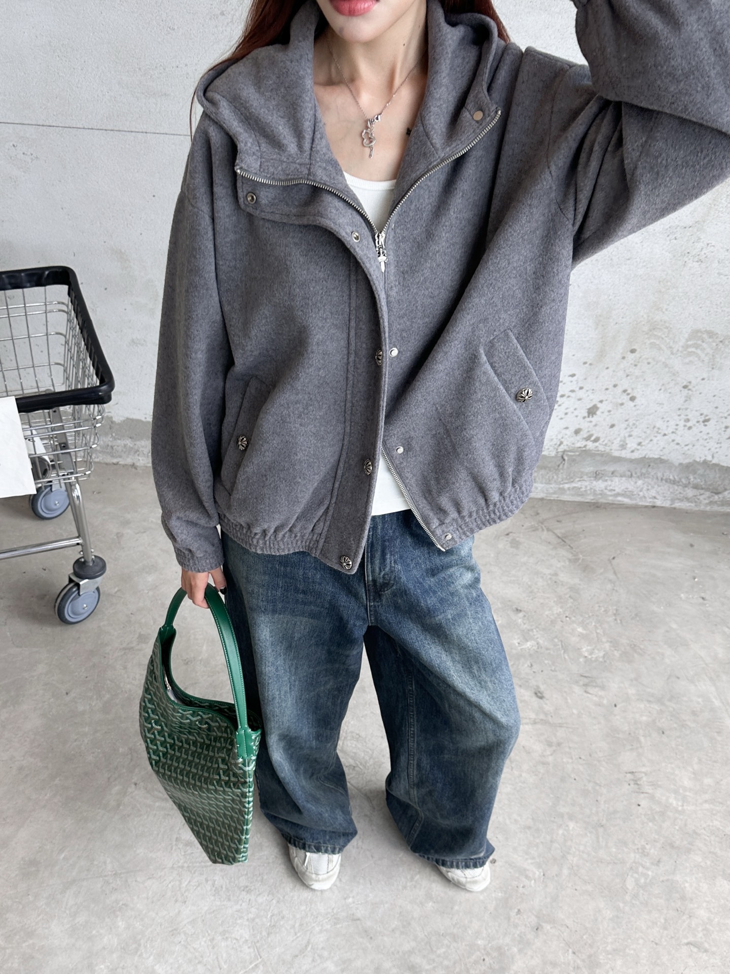 克罗心  ｜  新款羊毛外套，品牌经典五金配饰，羊毛混纺呢子面料，双层连帽款式设计，时尚休闲，尺码sml