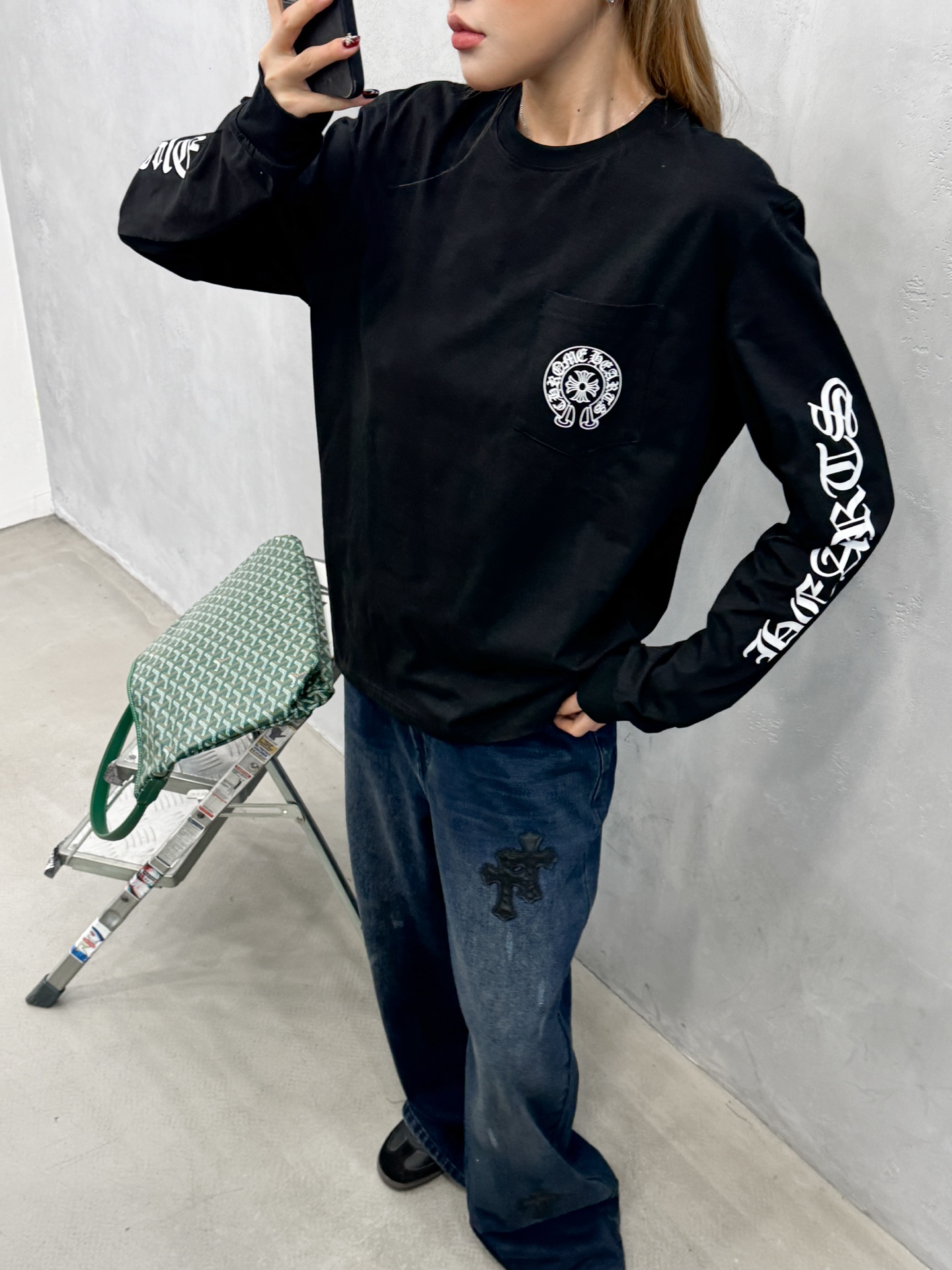 克罗*  ｜  新款长袖t，成衣洗水加5处印花工艺，时尚休闲，男女同款，尺码sml