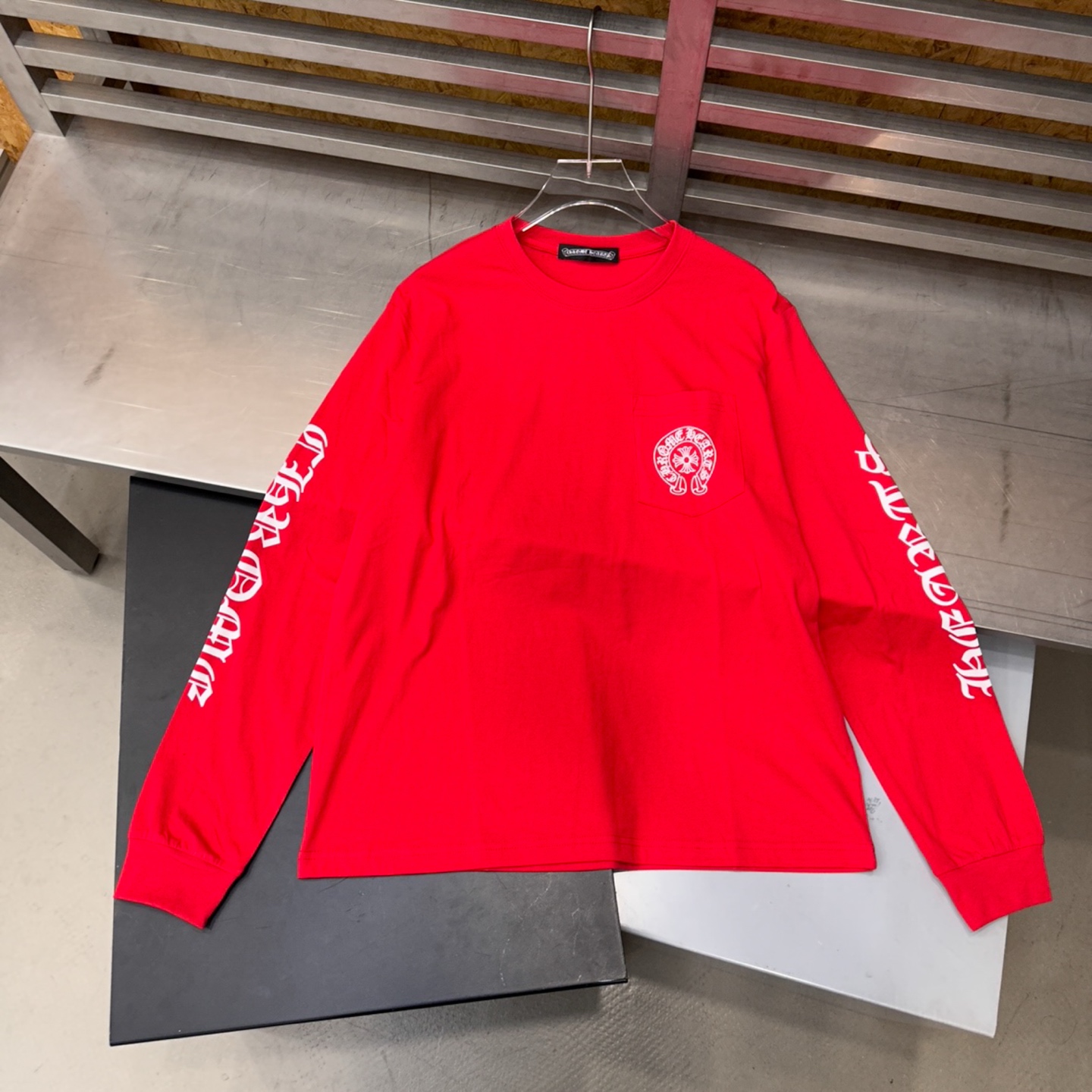 克罗*  ｜  新款长袖t，成衣洗水加5处印花工艺，时尚休闲，男女同款，尺码sml