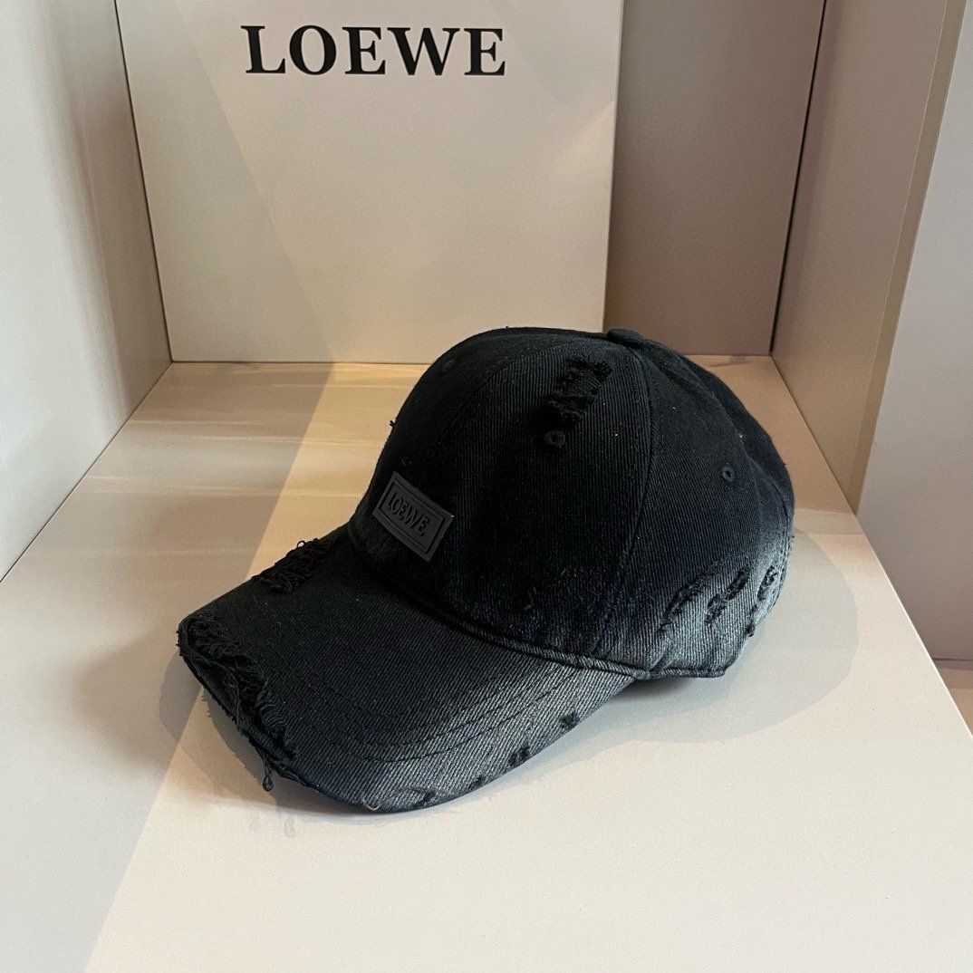 LOEWE罗意威高品质棒球帽早春牛仔面料质感超好版型正喔！