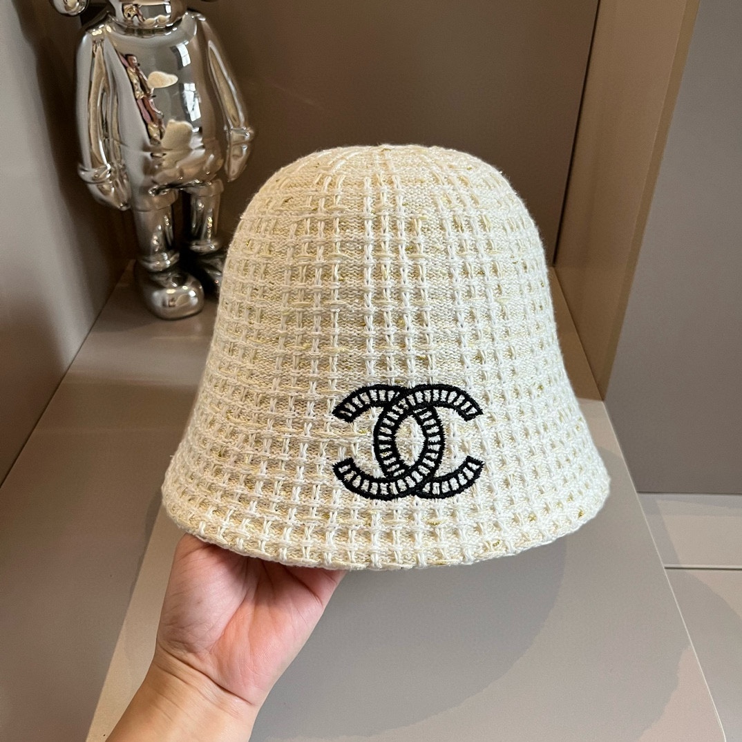 ¥ Chanel 香奈儿 sombrero de punto de otoño e invierno, sombrero de pescador, estilo socialité, en negro, blanco y rosa