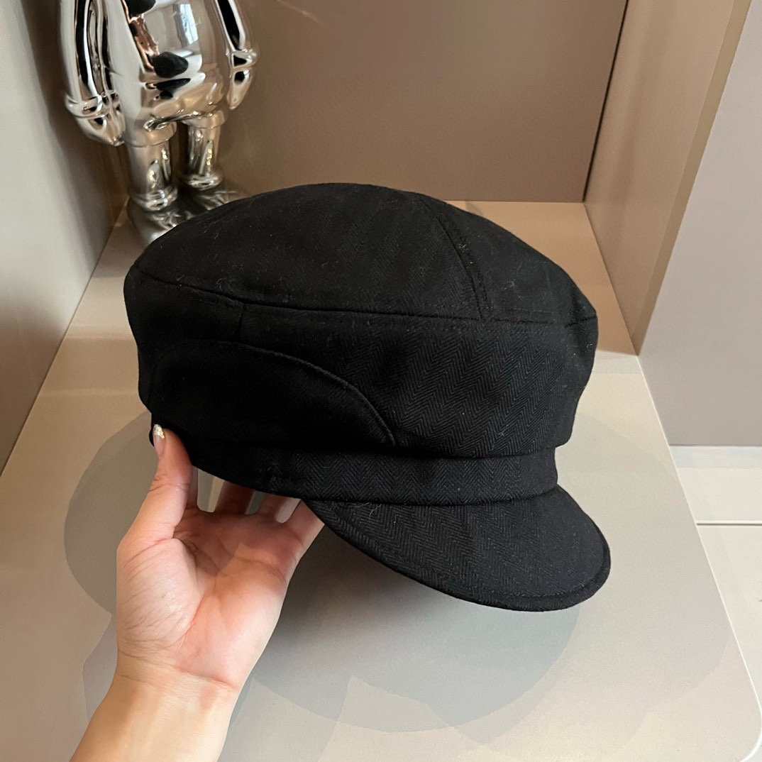 NO:212644,Croxin duck tongue cap, Liu Ding accessories, versatile cool version, head circumference 57cm hat, fisherman hat, baseball hat, knit hat, hat, chrome hearts, espadrilles, hats19860909克罗心鸭舌军帽,柳丁配饰,百搭炫酷版,头围57cm帽子渔夫帽棒球帽针织帽,帽子,chrome hearts,espadrilles,hats,hat