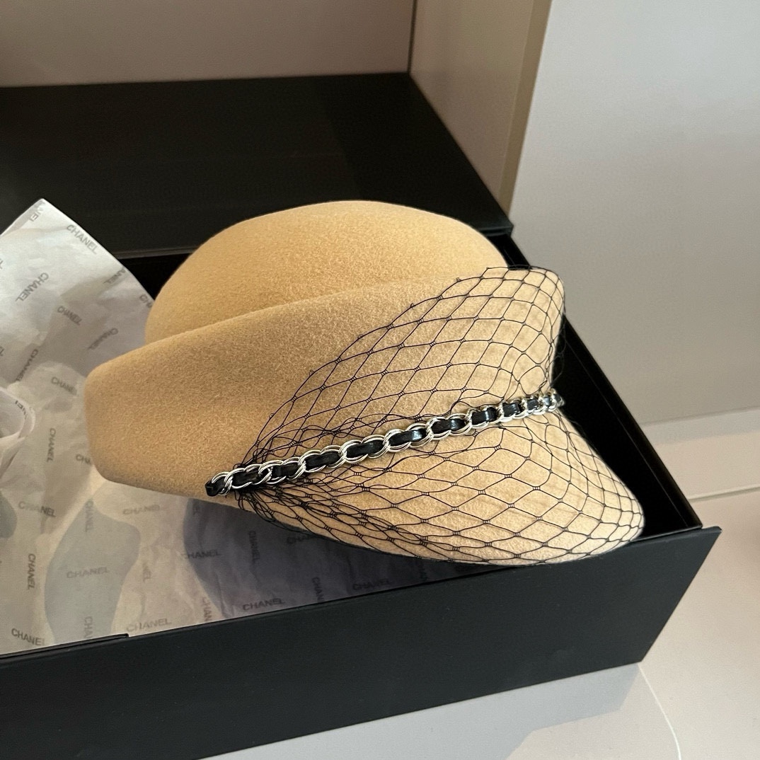 NO:214167,Chanel Chanel wool baseball cap military cap, chain baseball cap, high-end color block, 100% wool, head circumference 57cm adjustable hat Fisherman hat Baseball cap Knit hat, hat, chanel, chanel, espadrilles, hats19860909Chanel香奈儿羊毛鸭舌帽军帽,链条鸭舌帽,高端拼色,百分百羊毛,头围57cm可调节帽子渔夫帽棒球帽针织帽,帽子,chanel,chanel,espadrilles,hats,hat