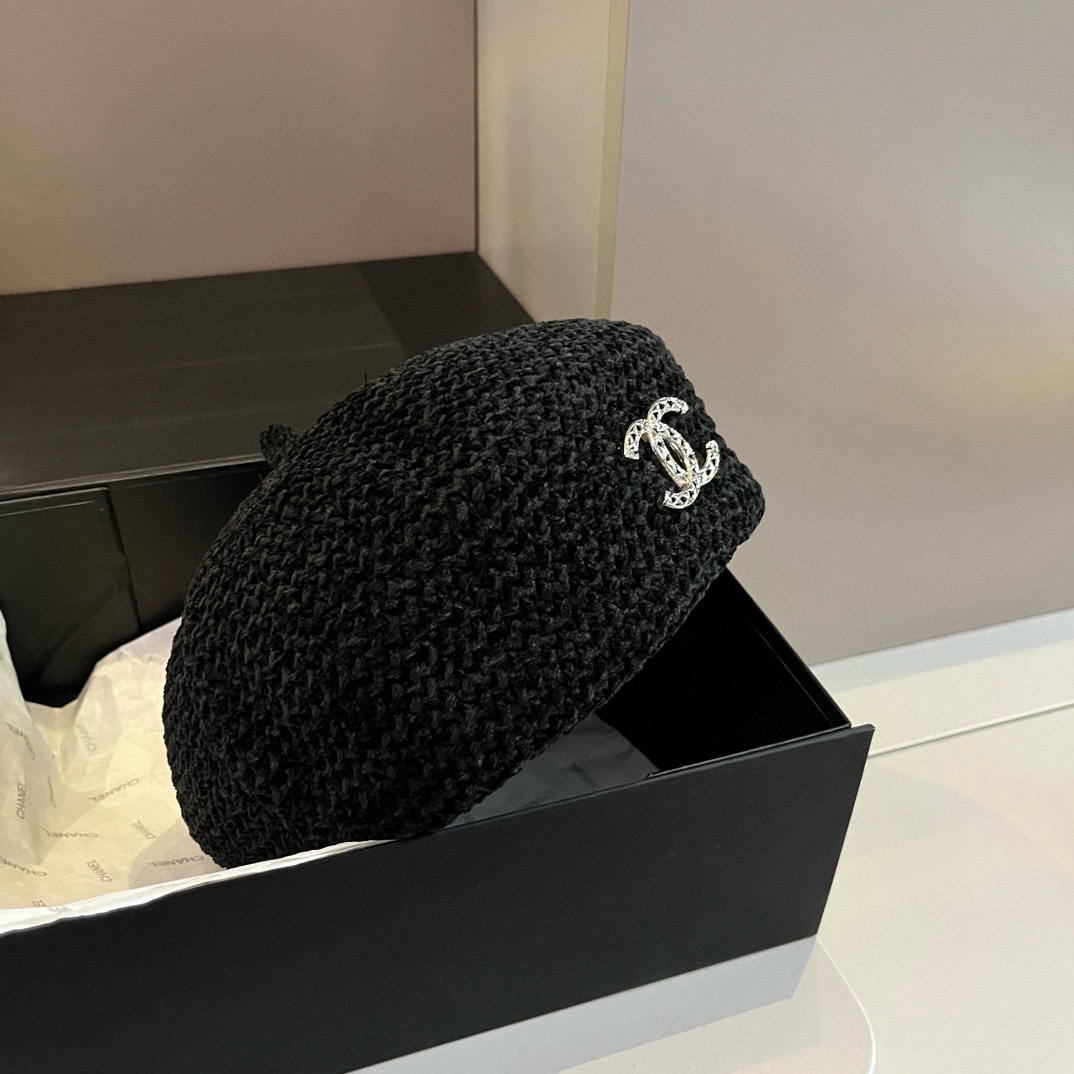 NO:214197,Chanel Chanel new beret, painter hat, knitted hand hook fabric, head circumference 57cm, all-match hat, fisherman hat, baseball hat, knit hat, hat, chanel, chanel, espadrilles, hats19860909Chanel香奈儿新款贝雷帽,画家帽,针织手勾面料,头围57cm 四季百搭帽子渔夫帽棒球帽针织帽,帽子,chanel,chanel,espadrilles,hats,hat
