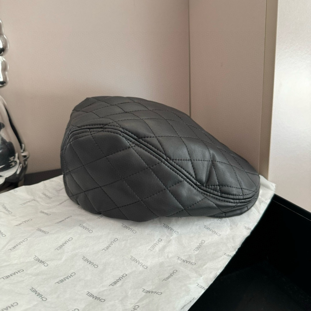 NO:214199,Chanel Chanel diamond-shaped front hat, high-end fixed, head circumference 57cm hat, fisherman hat baseball hat knit hat, hat, chanel, chanel, espadrilles, hats19860909Chanel香奈儿菱格前进帽,高端定,头围57cm帽子渔夫帽棒球帽针织帽,帽子,chanel,chanel,espadrilles,hats,hat