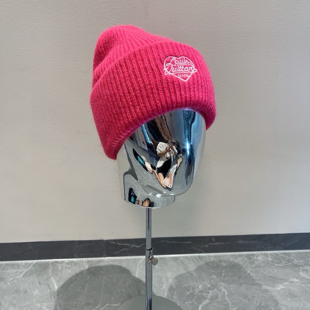 NO:214572,LV Louis Vuitton autumn and winter new knitted wool hat, warm wool hat, 50 wool 50 rabbit hair, running multi-color hat, fisherman hat baseball hat, knit hat, hat, louis vuitton, louis vuitton, espadrilles, hats19860909LV路易威登 秋冬新款针织羊毛帽,保暖毛线帽,50羊毛50兔毛,跑量多色帽子渔夫帽棒球帽针织帽,帽子,louis vuitton,louis vuitton,espadrilles,hats,hat