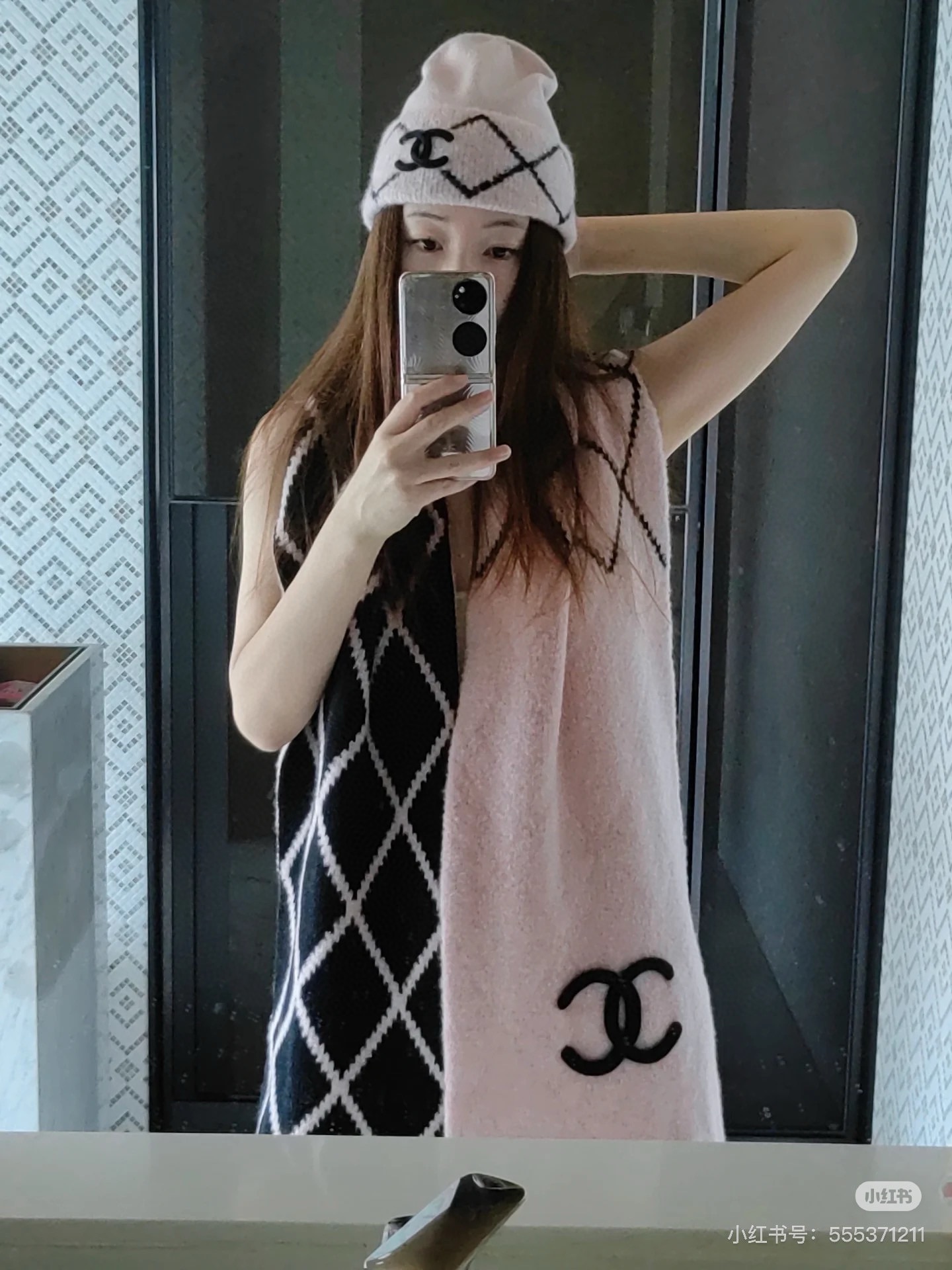 NO:214633,Chanel Chanel scarf hat set, counter hat fisherman hat baseball hat knit hat, hat, chanel, chanel, espadrilles, hats19860909Chanel香奈儿围巾帽子套装,专柜款帽子渔夫帽棒球帽针织帽,帽子,chanel,chanel,espadrilles,hats,hat