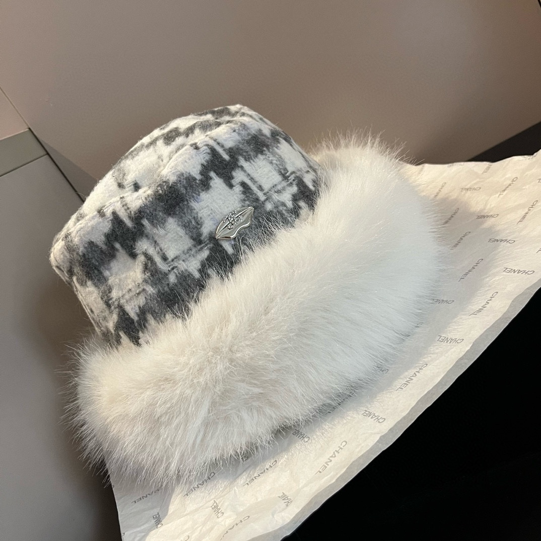 NO:214644,Chanel Chanel new fisherman hat, light luxury style, best match for autumn and winter hat Fisherman hat Baseball hat Knitted hat, hat, chanel, chanel, espadrilles, hats19860909Chanel香奈儿新款渔夫帽,轻奢风,秋冬最佳搭配帽子渔夫帽棒球帽针织帽,帽子,chanel,chanel,espadrilles,hats,hat