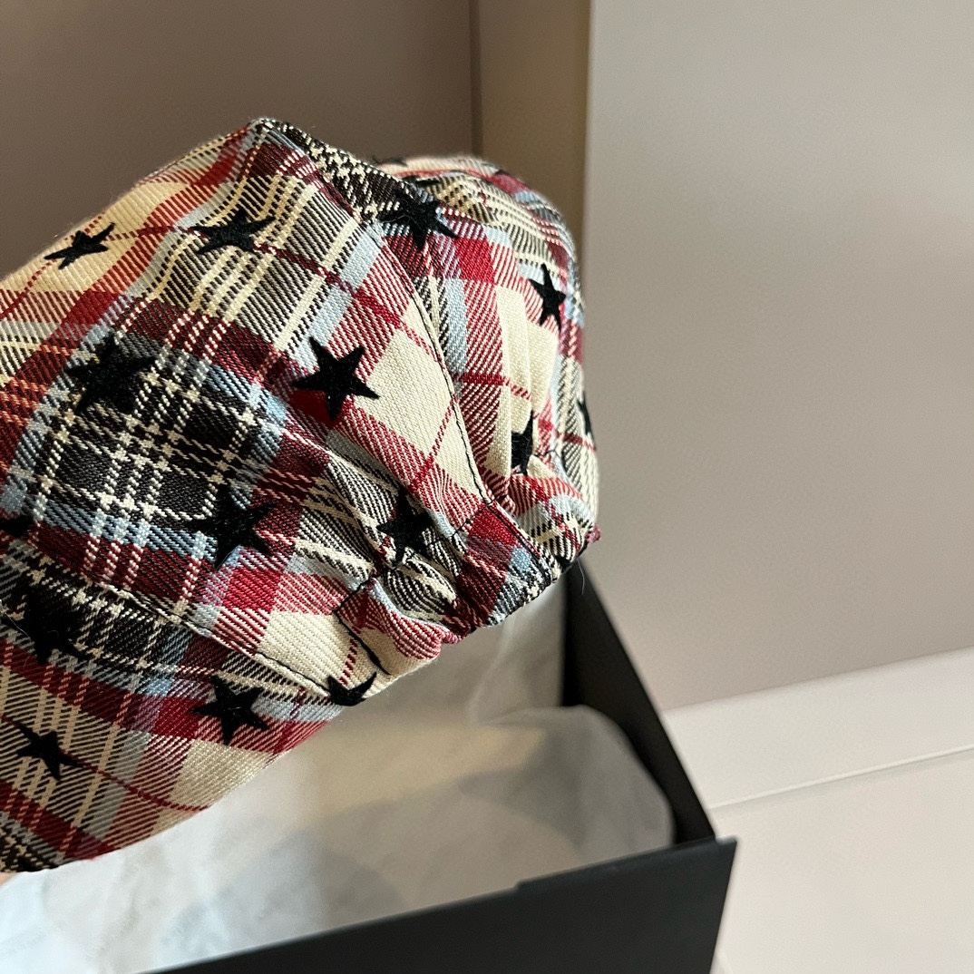 Burberry巴宝莉格子前进帽 8