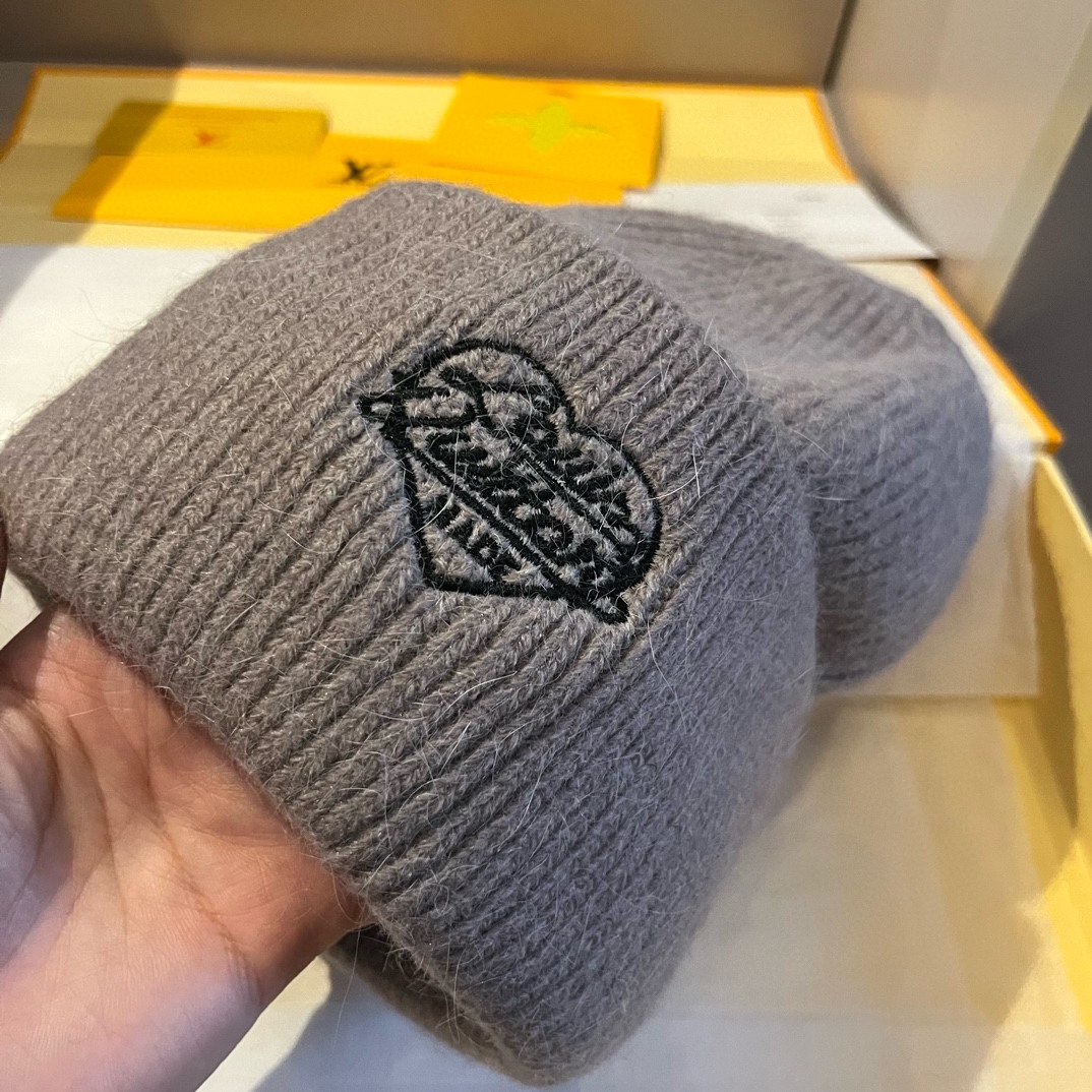 PLV路易威登秋冬新款针织羊毛帽保暖毛线帽50羊毛%50兔毛跑量多色