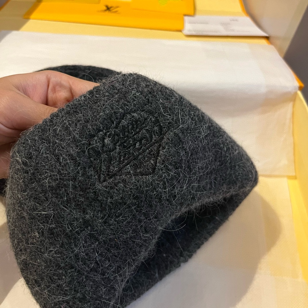 PLV路易威登秋冬新款针织羊毛帽保暖毛线帽50羊毛%50兔毛跑量多色