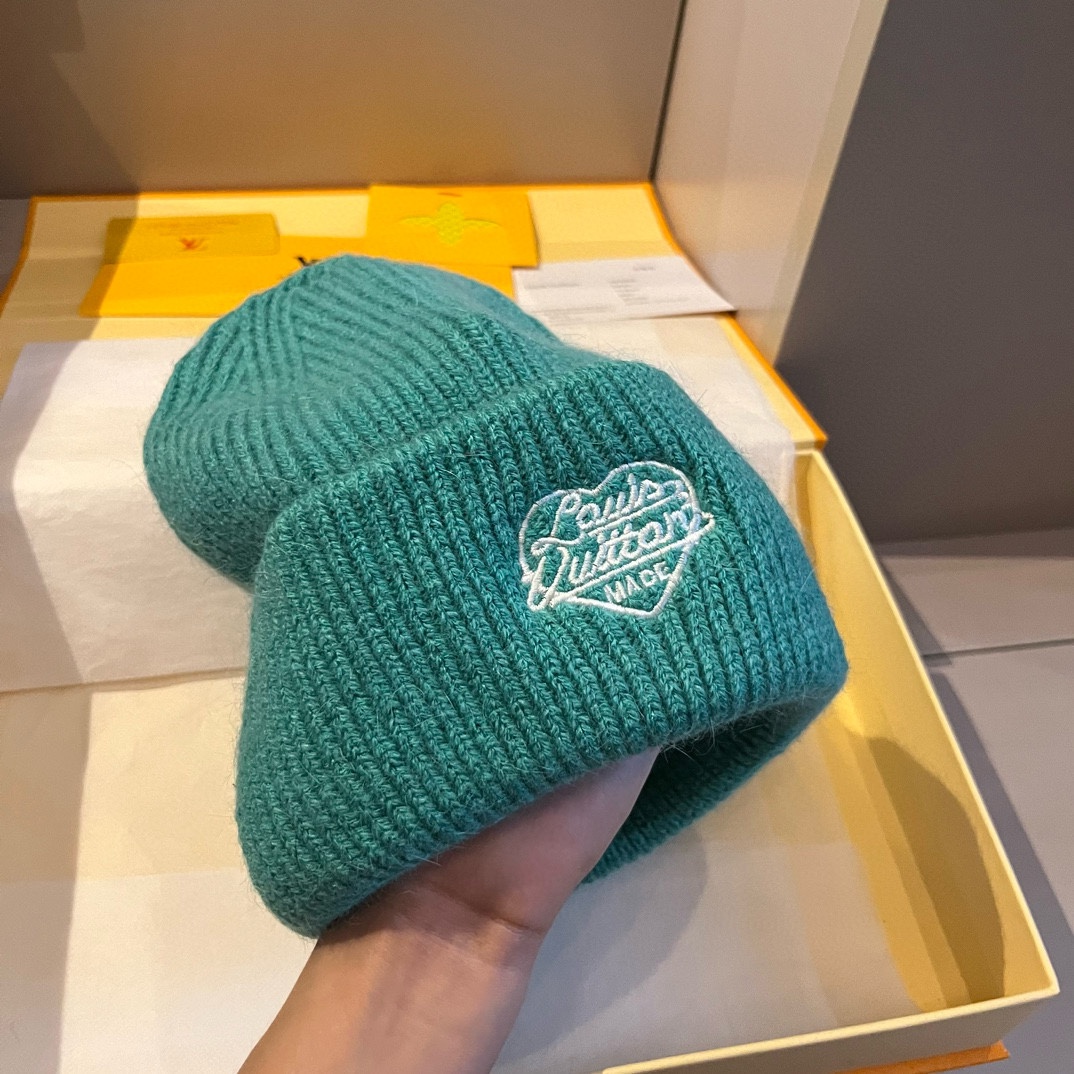 PLV路易威登秋冬新款针织羊毛帽保暖毛线帽50羊毛%50兔毛跑量多色